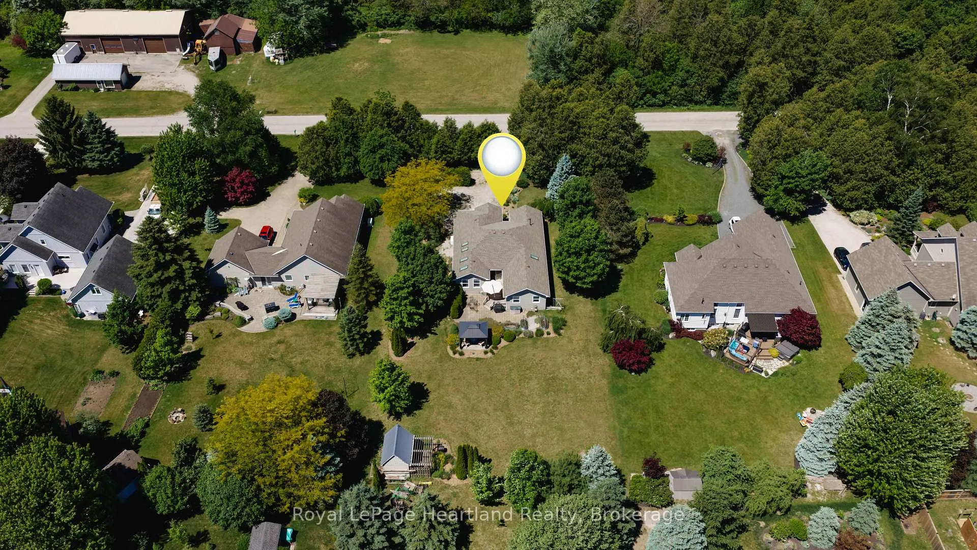 Photo 50 of 35095 Old River Road N, Bluewater, Bayfield — HOMEH