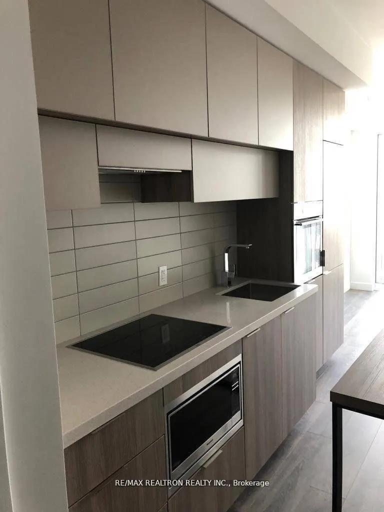 Photo 1 of Unit 3503, 8 Eglinton Avenue E, Toronto, Mount Pleasant West — HOMEH