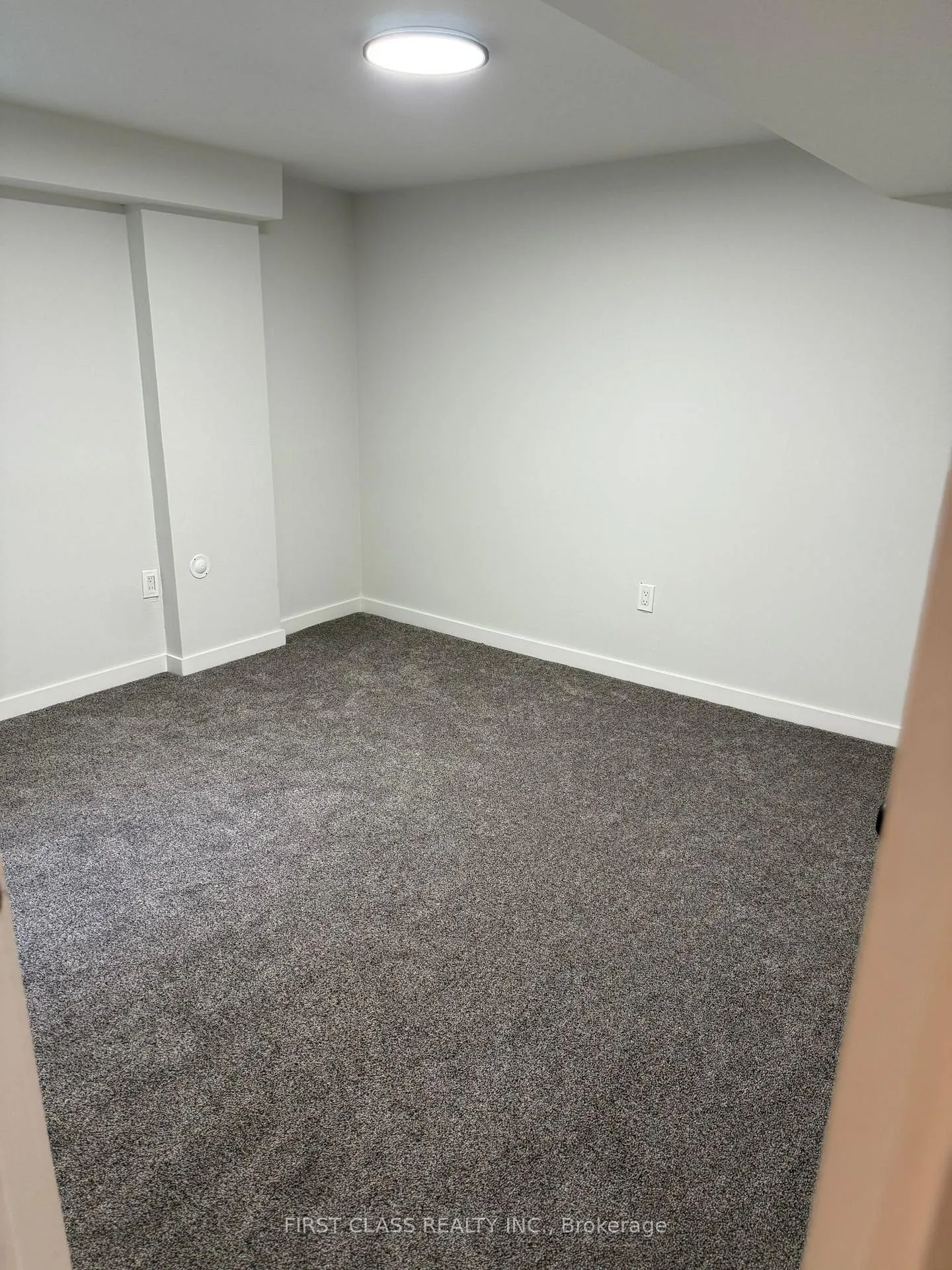 Photo 4 of Unit Bsmnt, 259 Floyd Avenue, Toronto, Danforth Village-East York — HOMEH