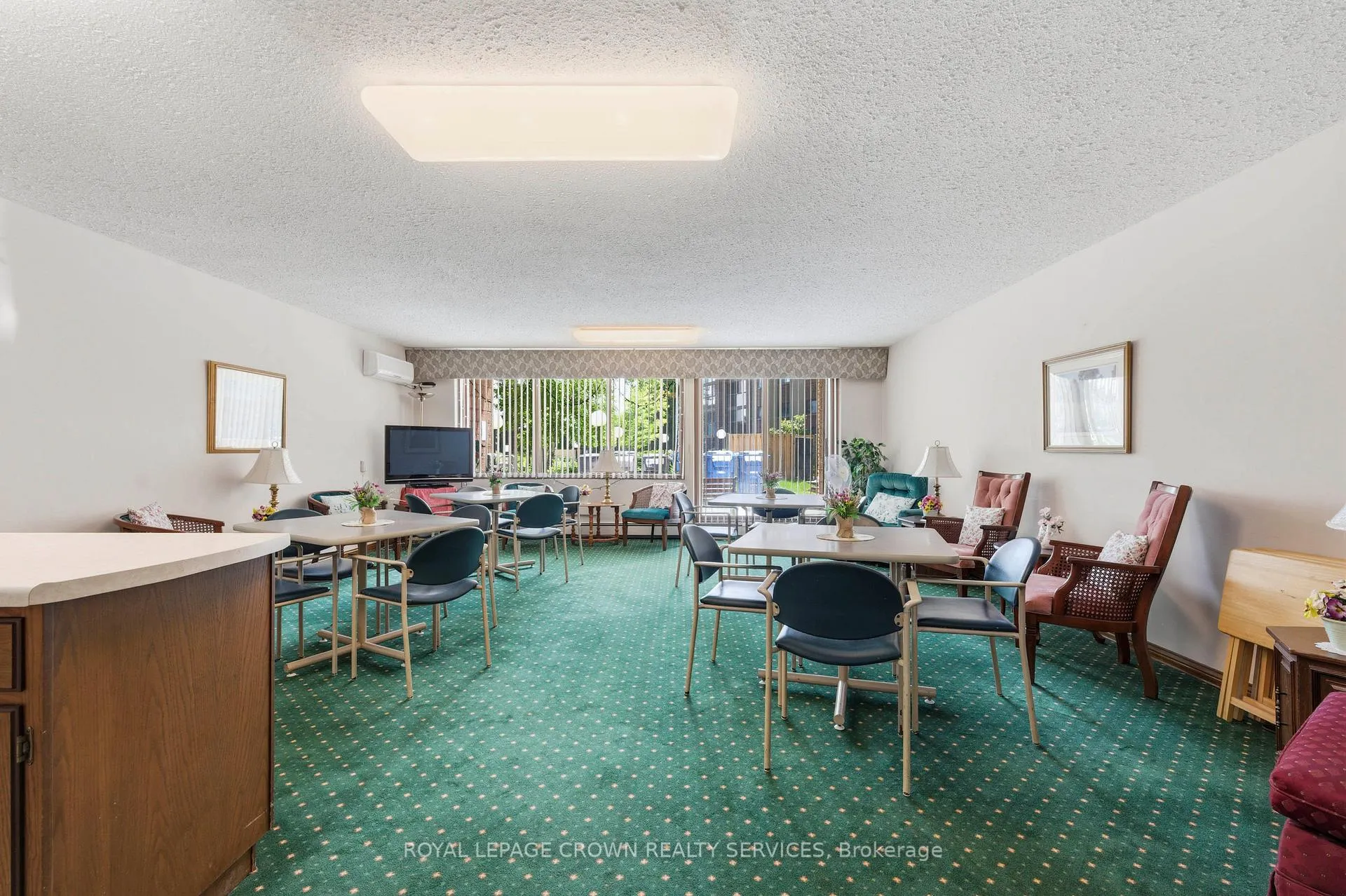 Photo 34 of Unit 105, 400 Champlain Boulevard, Cambridge — HOMEH