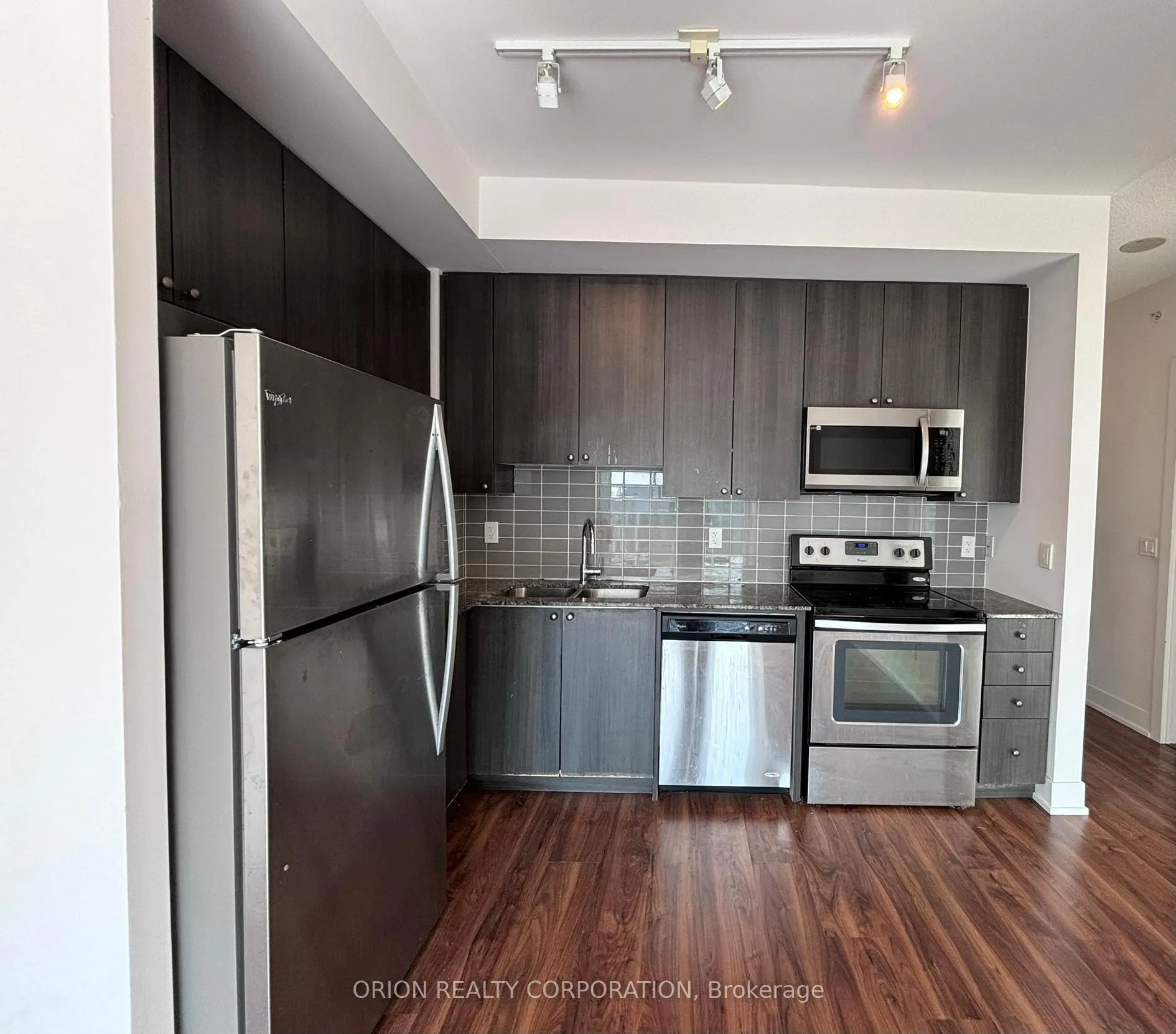 Photo 1 of Unit 1007, 68 Merton Street, Toronto, Mount Pleasant West — HOMEH