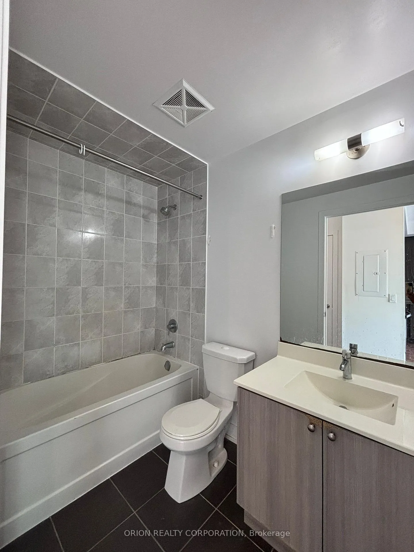 Photo 14 of Unit 1007, 68 Merton Street, Toronto, Mount Pleasant West — HOMEH