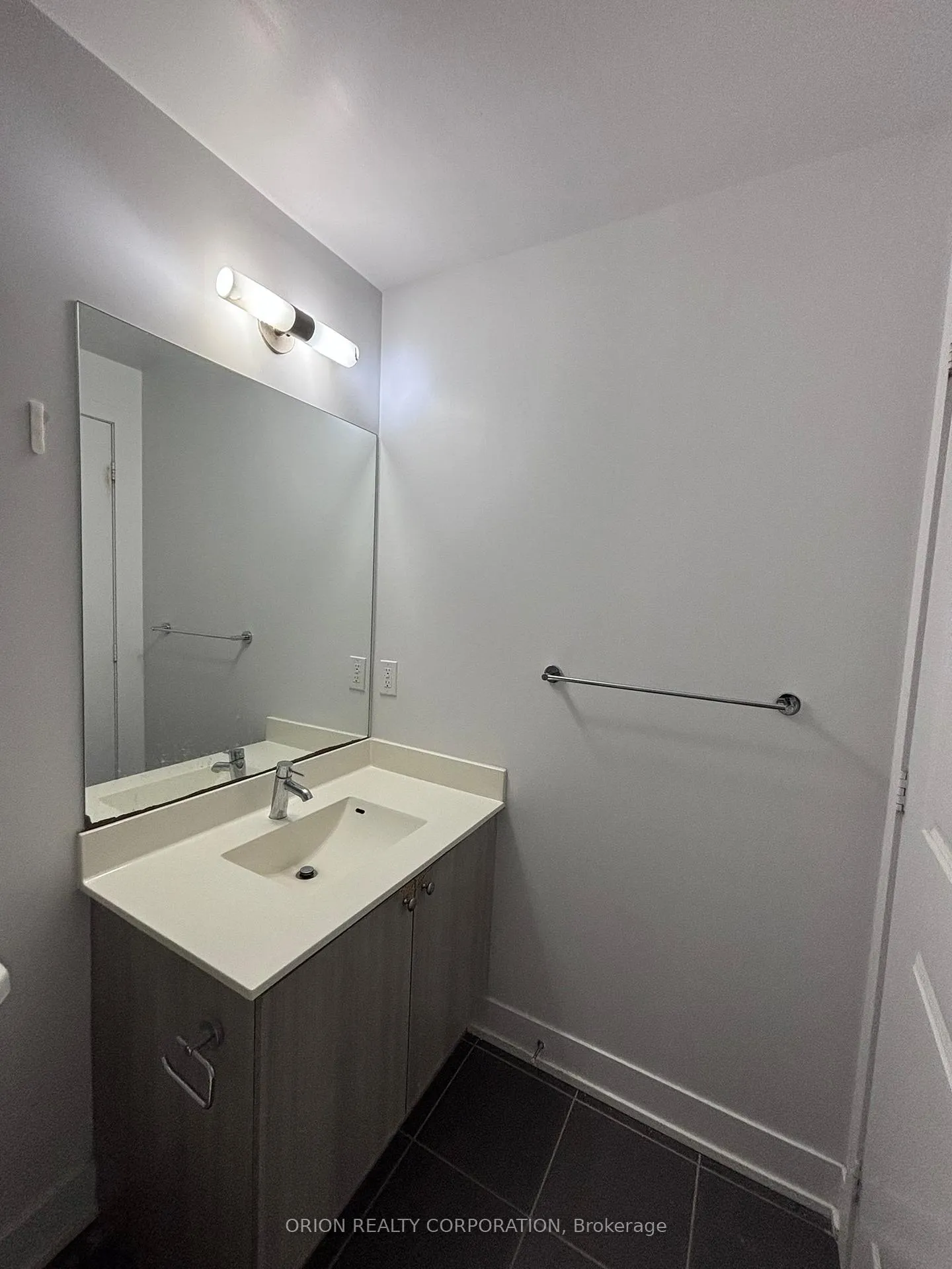 Photo 15 of Unit 1007, 68 Merton Street, Toronto, Mount Pleasant West — HOMEH