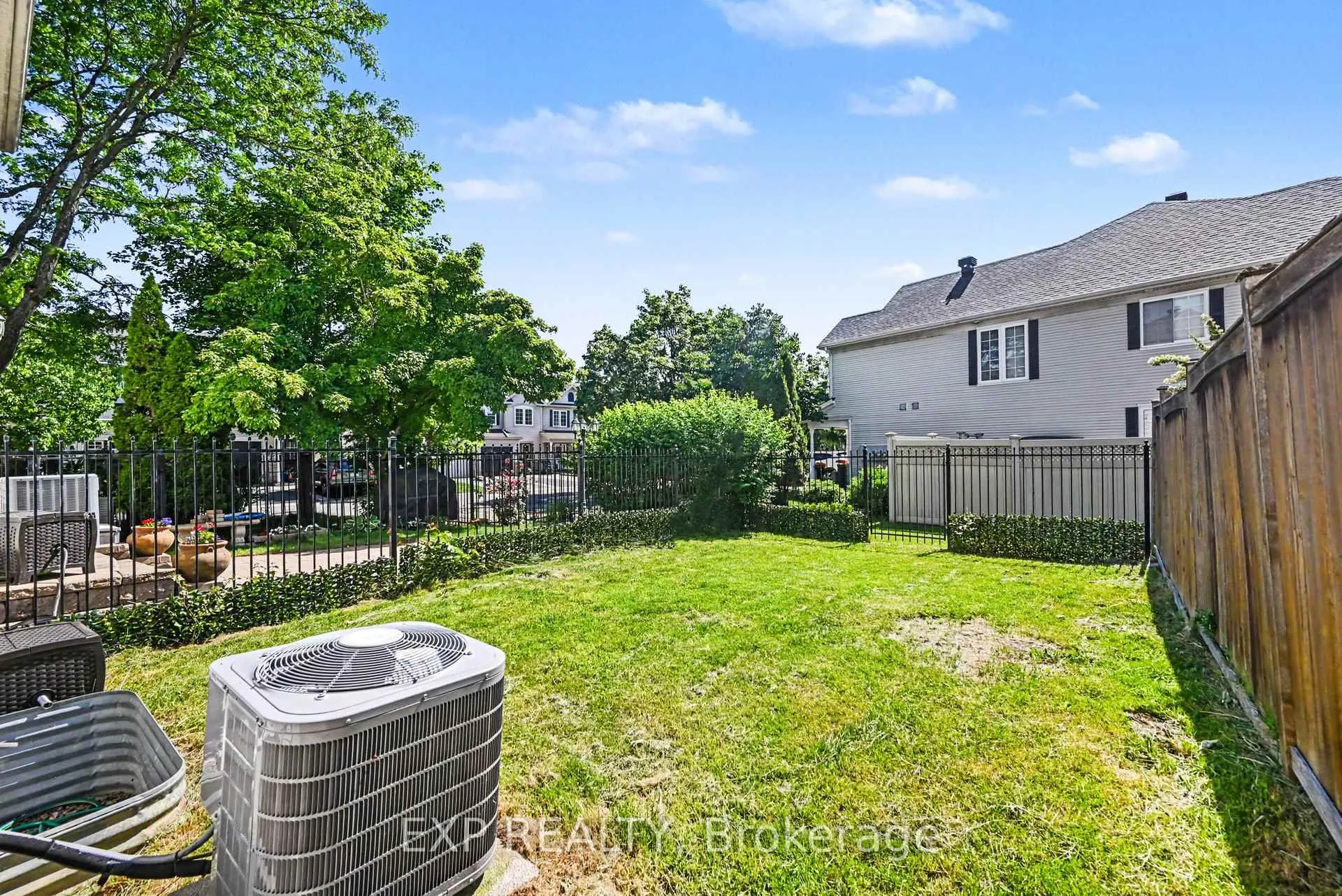 Photo 28 of 30 Midwood Private, Ottawa, Barrhaven - Stonebridge — HOMEH