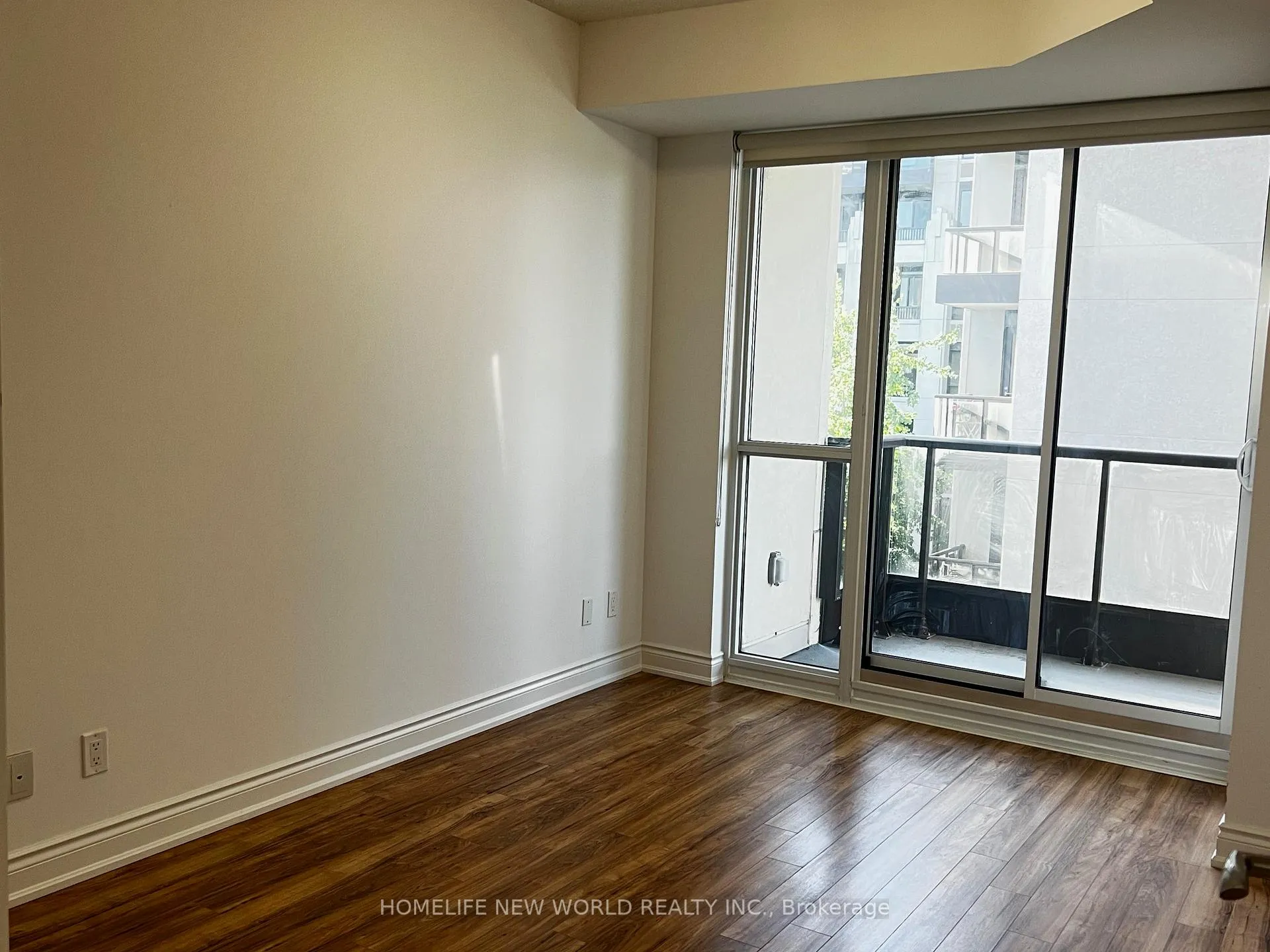 Photo 4 of Unit 603, 38 Cedarland Drive, Markham, Unionville — HOMEH