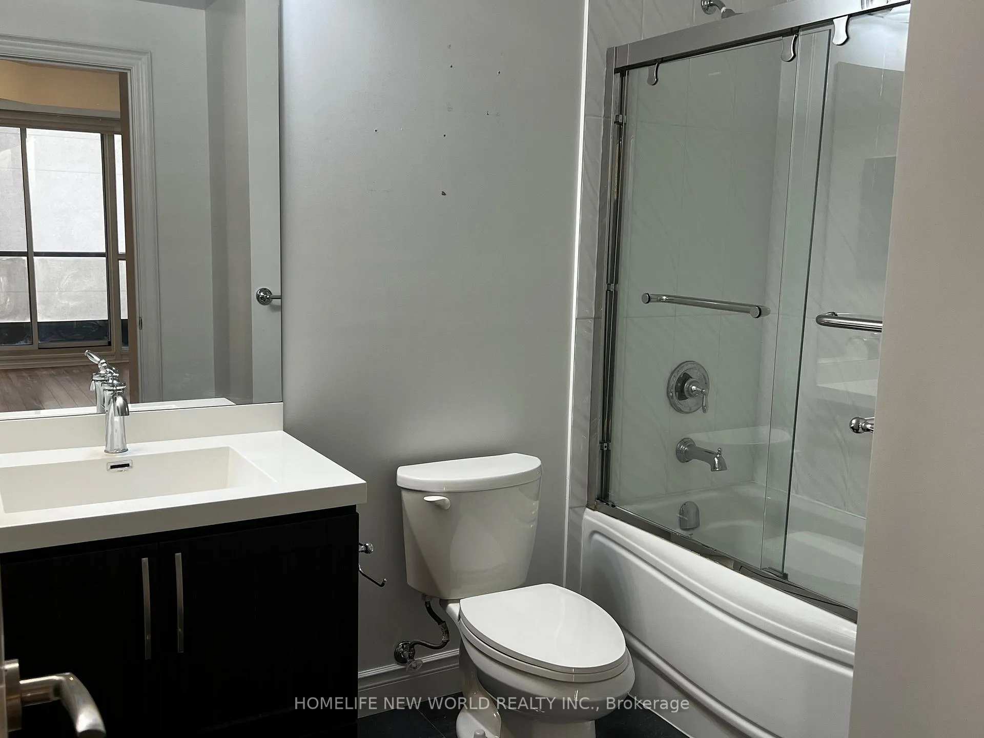 Photo 6 of Unit 603, 38 Cedarland Drive, Markham, Unionville — HOMEH