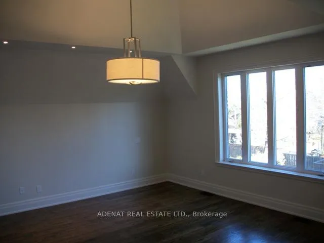 Photo 11 of 33 Yoemans Road E, North York, Clanton Park — HOMEH