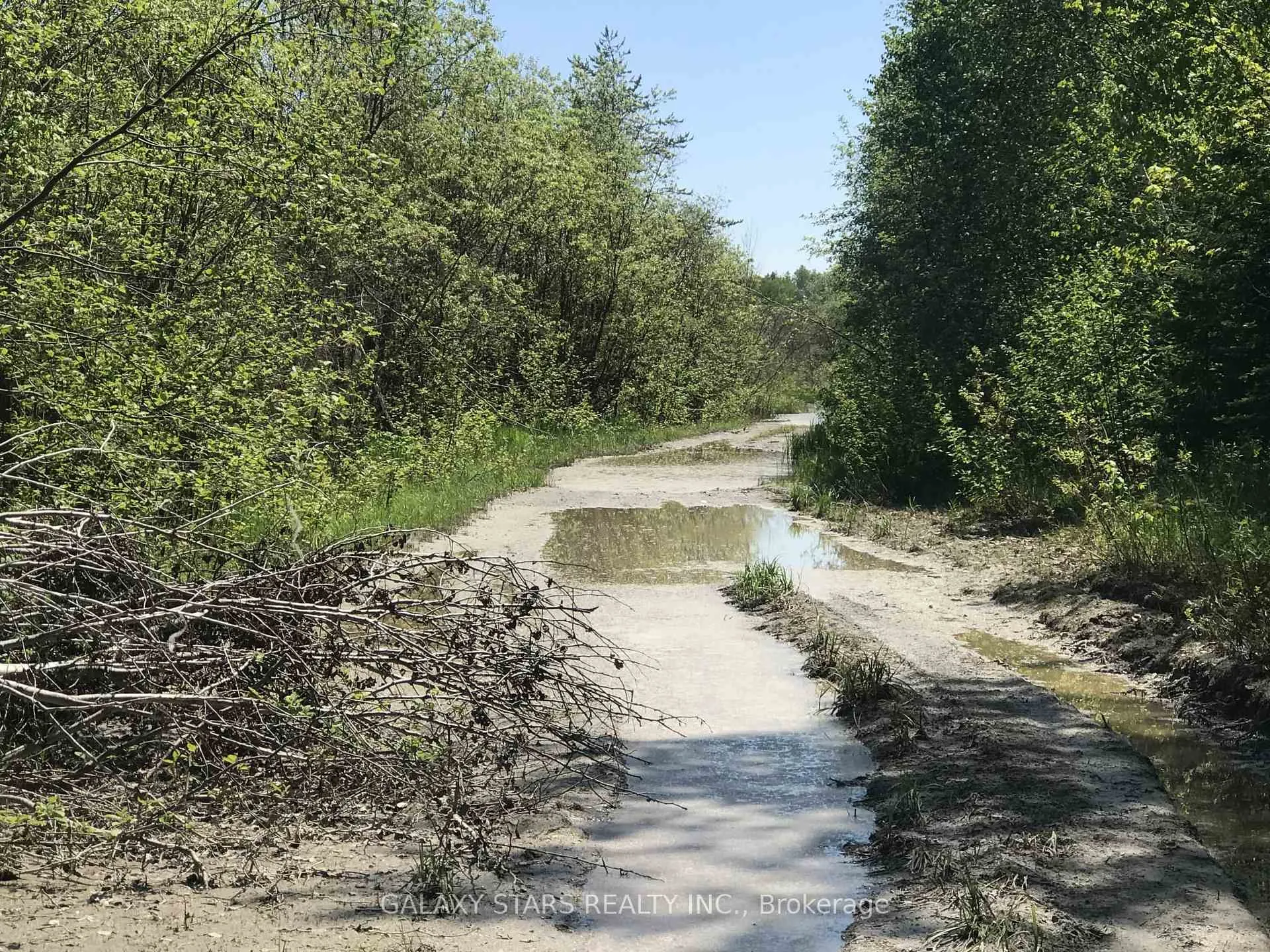 Photo 3 of 952 Molloy Road, Markstay-Warren — HOMEH