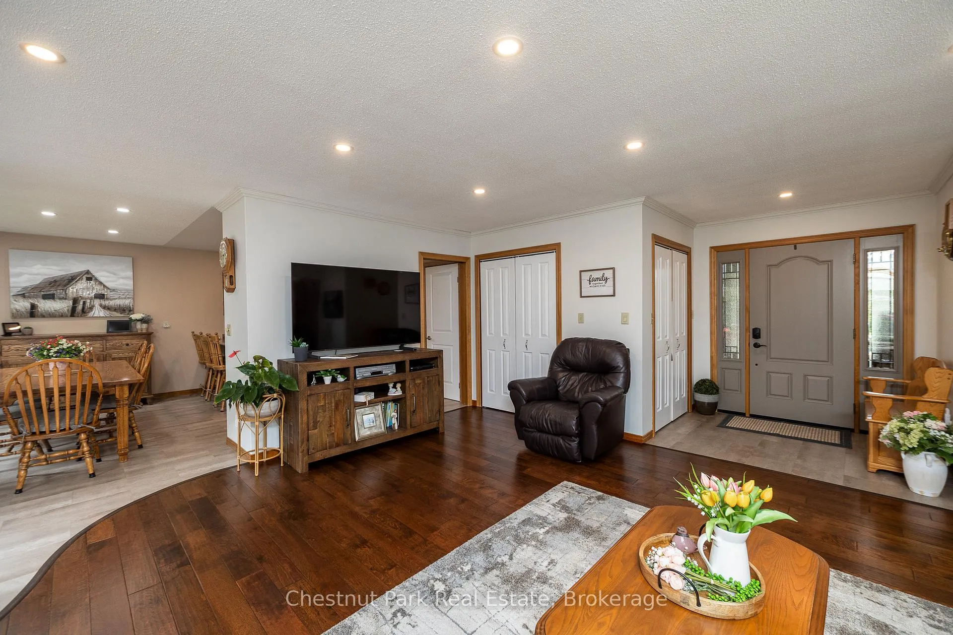 Photo 16 of 64 Maple Golf Crescent, Northern Bruce Peninsula — HOMEH