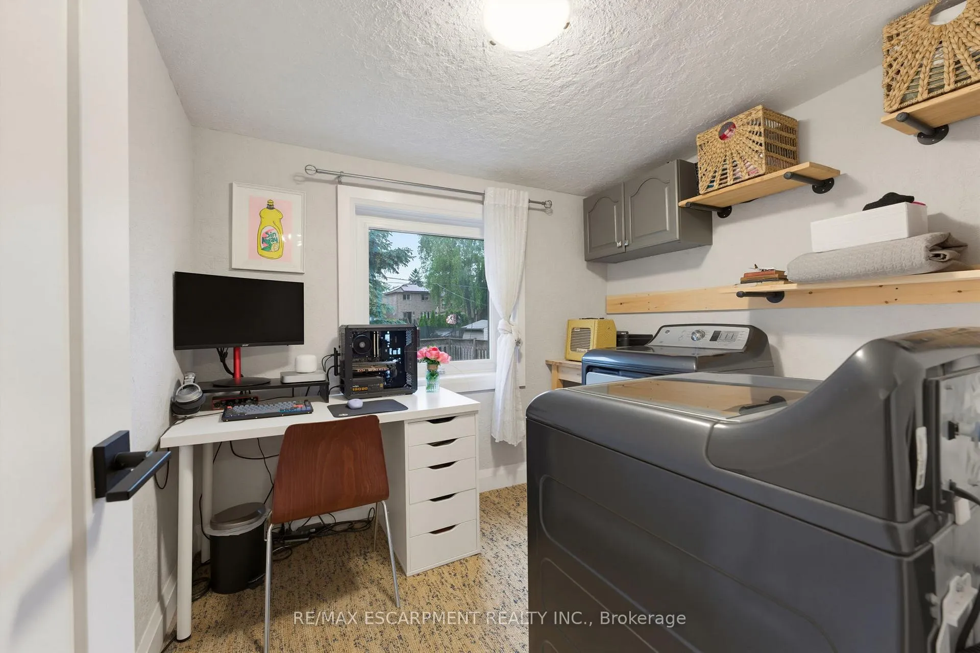 Photo 12 of 349 John Street N, Hamilton, North End — HOMEH