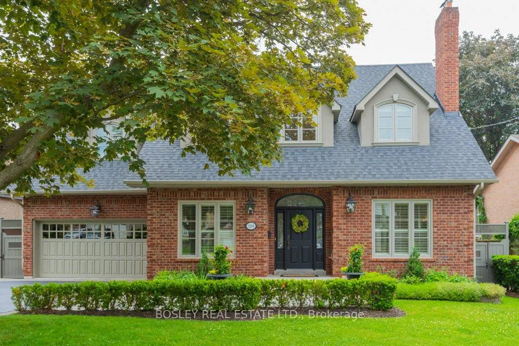 Photo 1 of 124 Perry Crescent, Etobicoke, Princess-Rosethorn — HOMEH