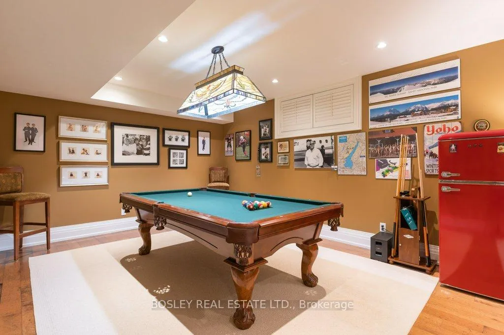 Photo 34 of 124 Perry Crescent, Etobicoke, Princess-Rosethorn — HOMEH