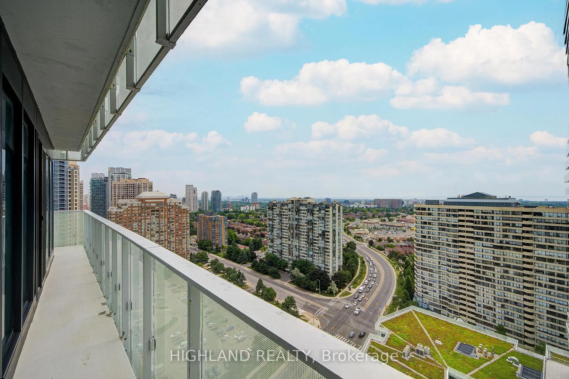Photo 26 of Unit 2003, 3900 Confederation Parkway, Mississauga, City Centre — HOMEH