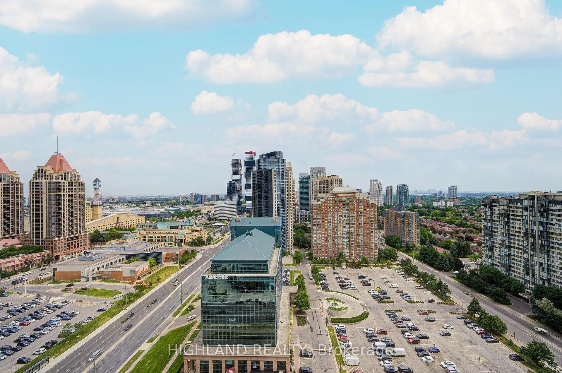 Photo 29 of Unit 2003, 3900 Confederation Parkway, Mississauga, City Centre — HOMEH