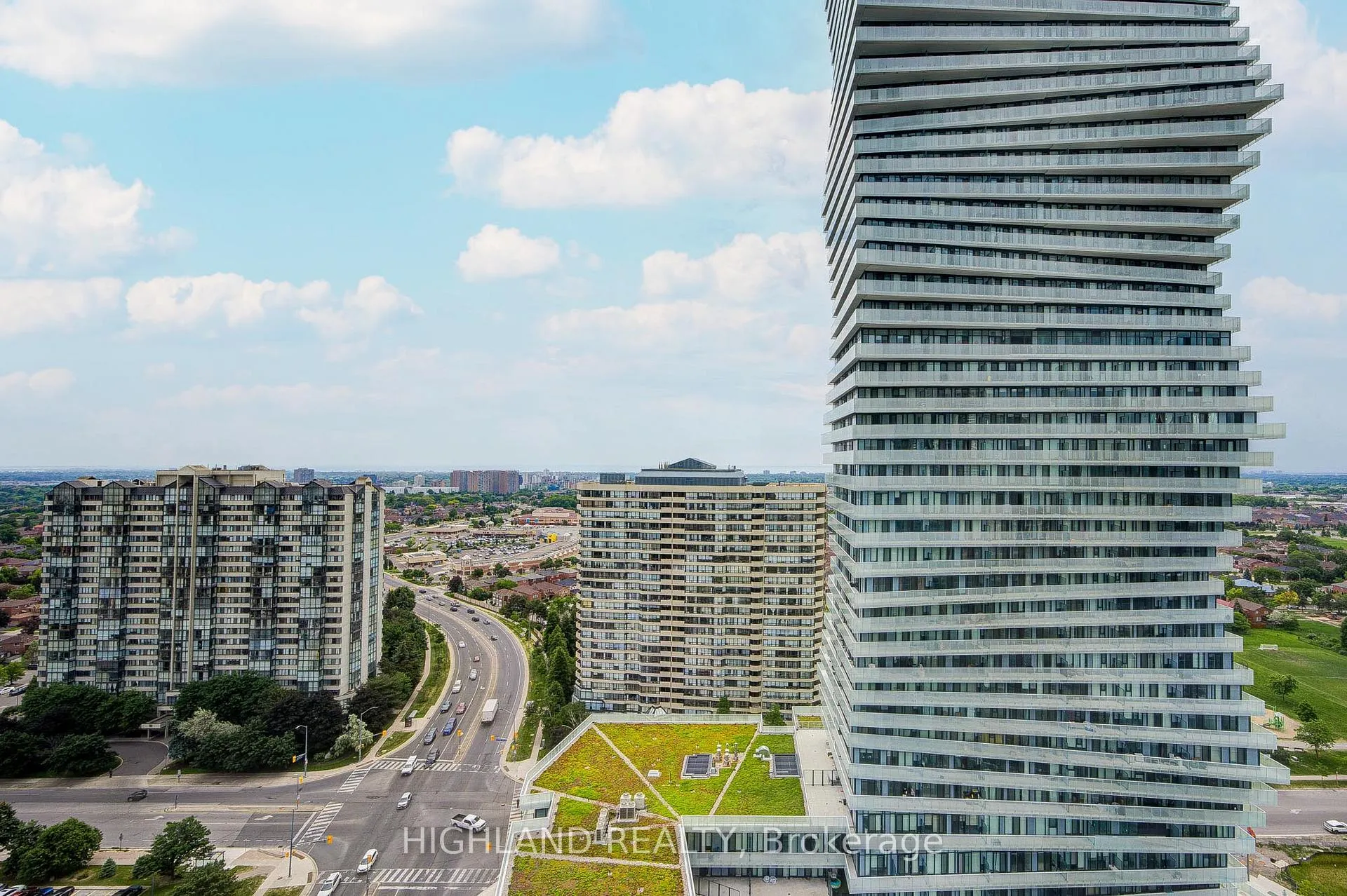 Photo 31 of Unit 2003, 3900 Confederation Parkway, Mississauga, City Centre — HOMEH