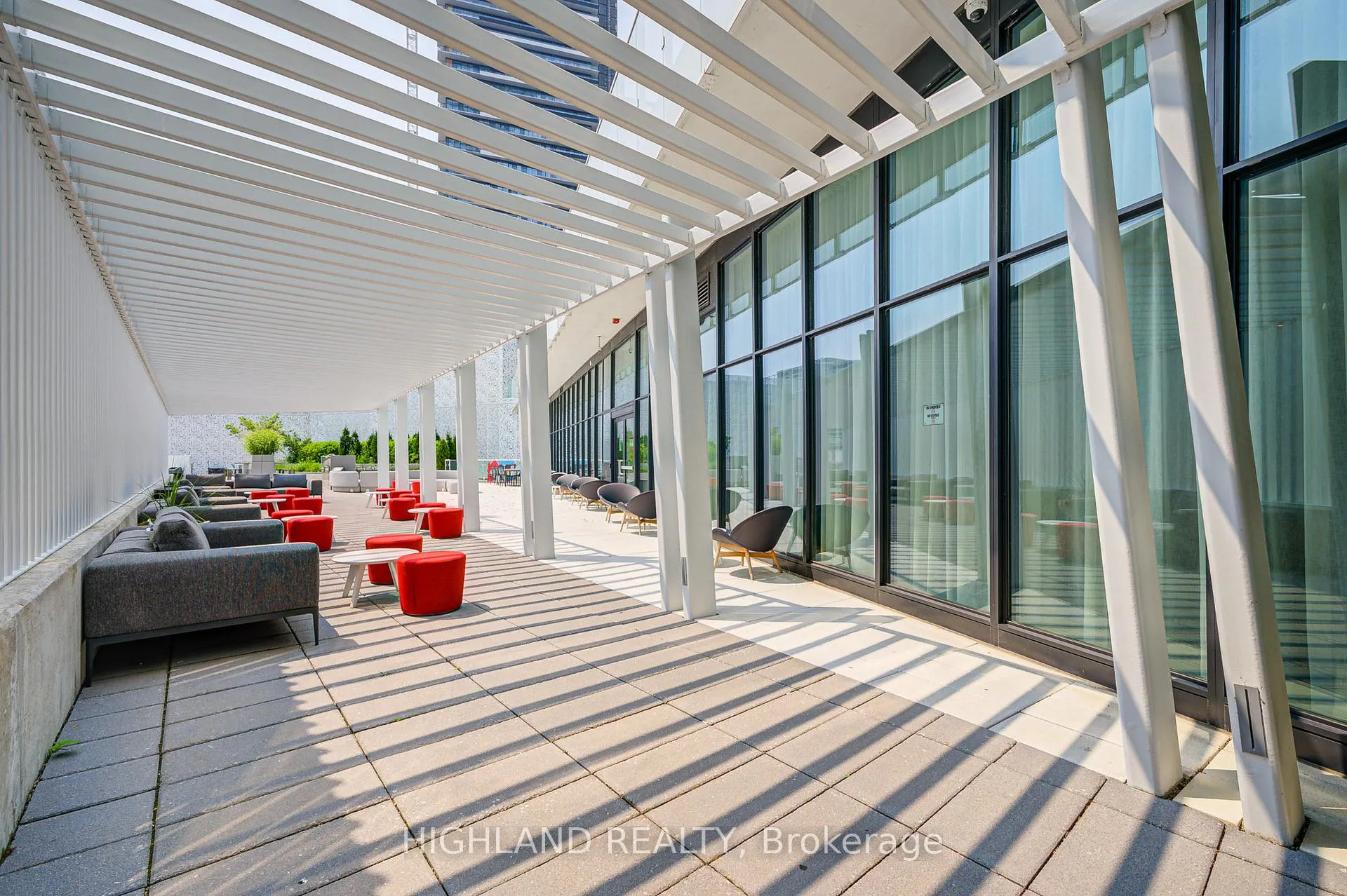 Photo 33 of Unit 2003, 3900 Confederation Parkway, Mississauga, City Centre — HOMEH