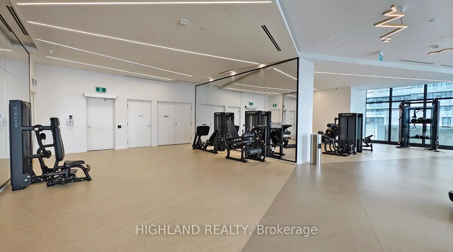 Photo 43 of Unit 2003, 3900 Confederation Parkway, Mississauga, City Centre — HOMEH