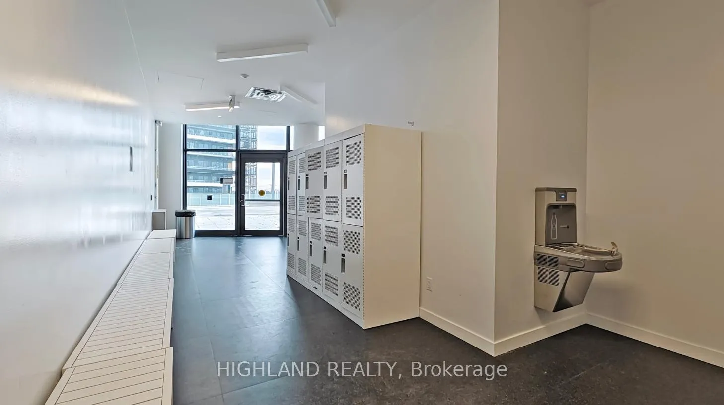 Photo 46 of Unit 2003, 3900 Confederation Parkway, Mississauga, City Centre — HOMEH