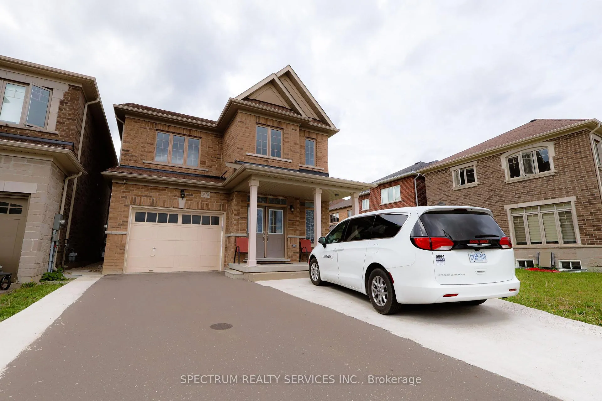 Photo 28 of 2300 Grainger Loop, Innisfil, Rural Innisfil — HOMEH