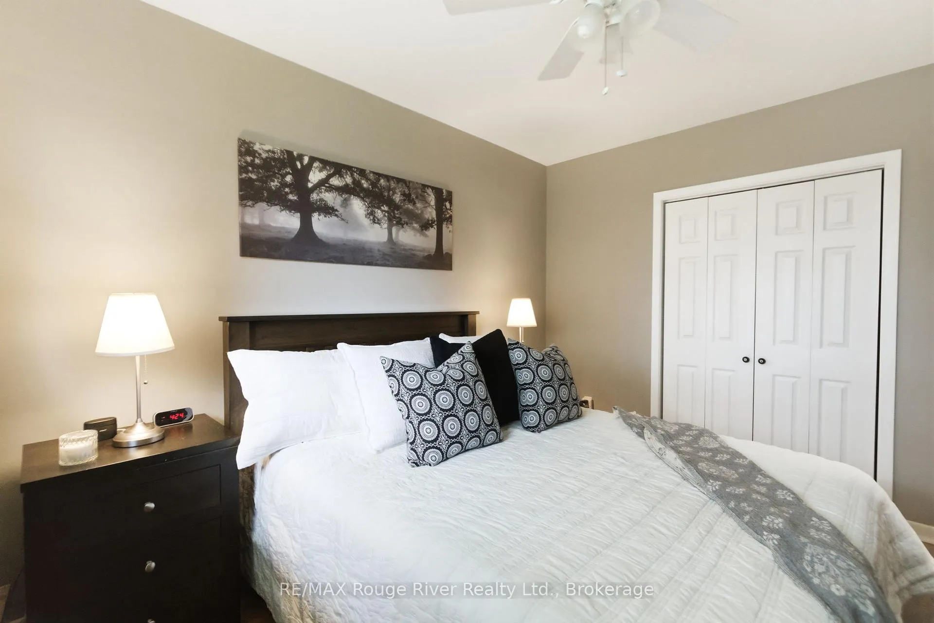 Photo 20 of 910 Crocus Crescent, Whitby, Downtown Whitby — HOMEH