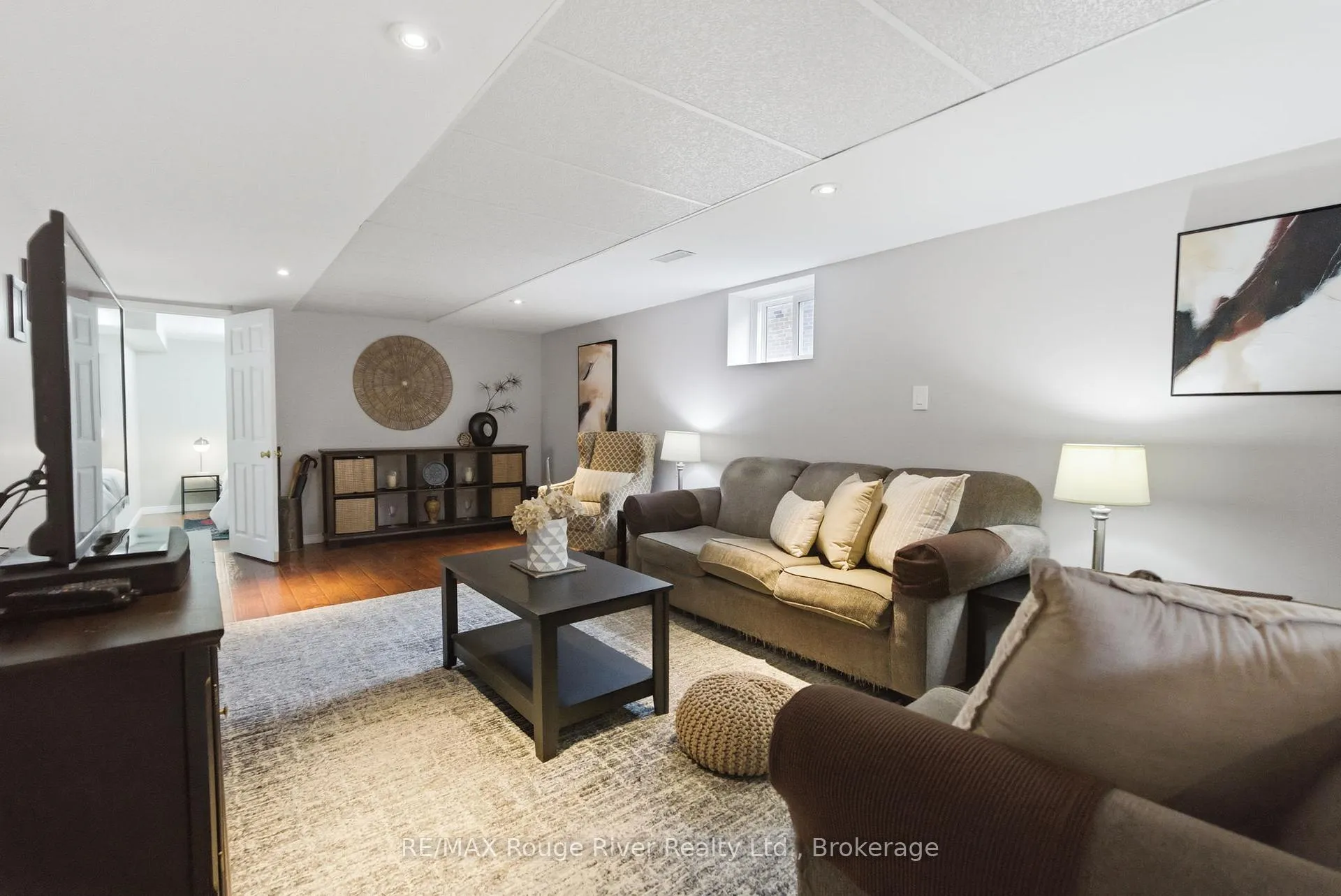 Photo 27 of 910 Crocus Crescent, Whitby, Downtown Whitby — HOMEH
