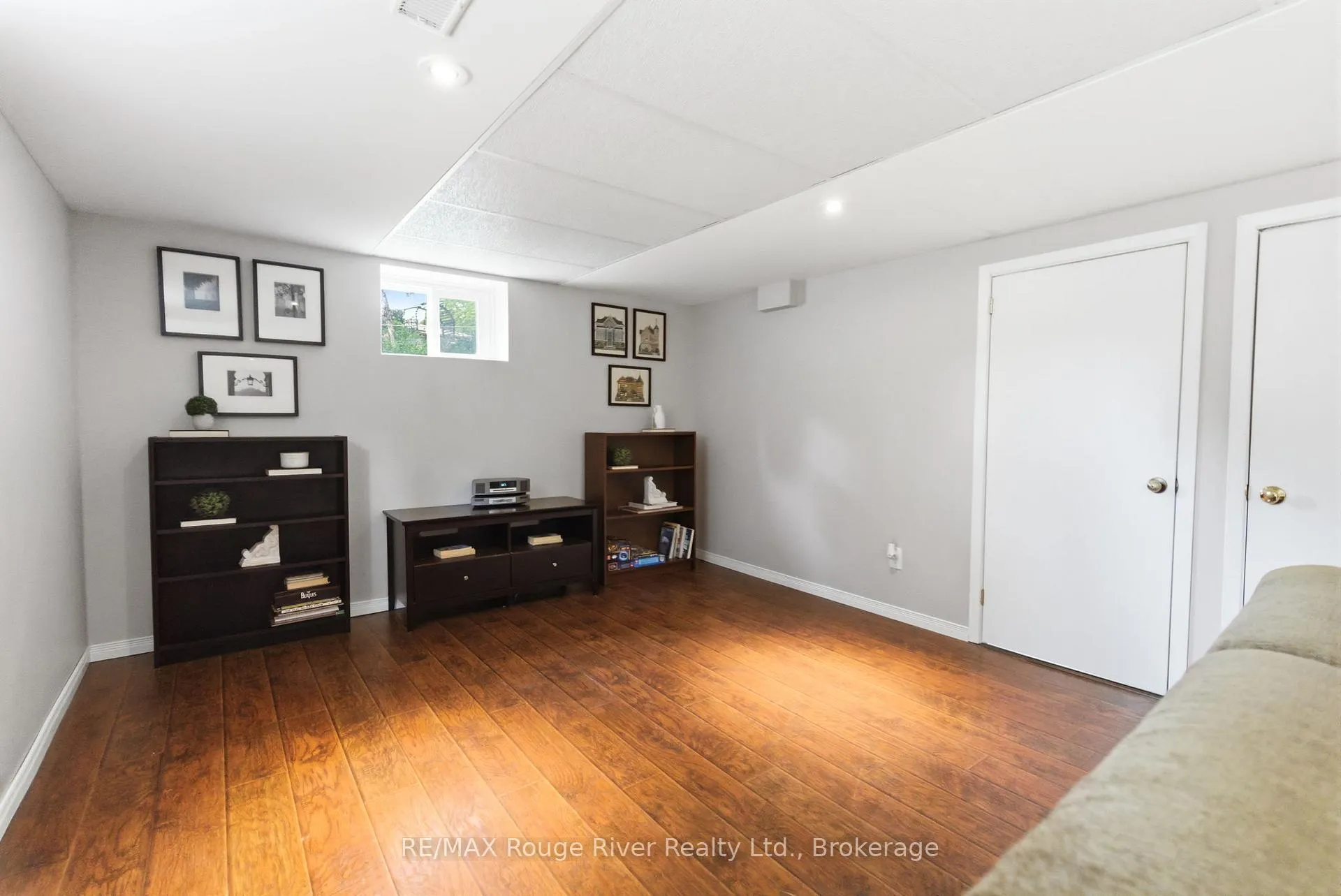 Photo 29 of 910 Crocus Crescent, Whitby, Downtown Whitby — HOMEH