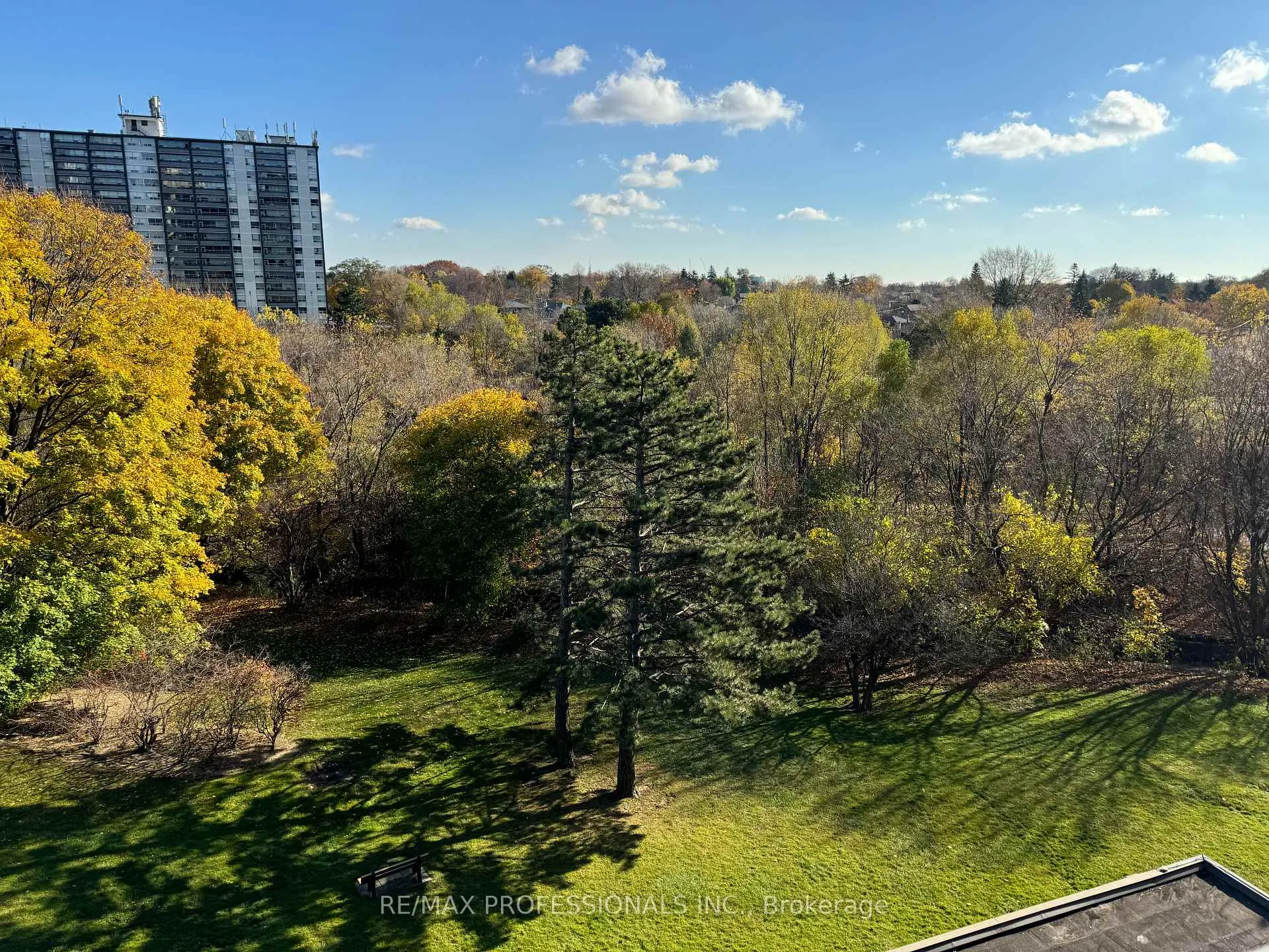 Photo 31 of Unit 602, 11 Wincott Drive, Etobicoke, Kingsview Village-The Westway — HOMEH