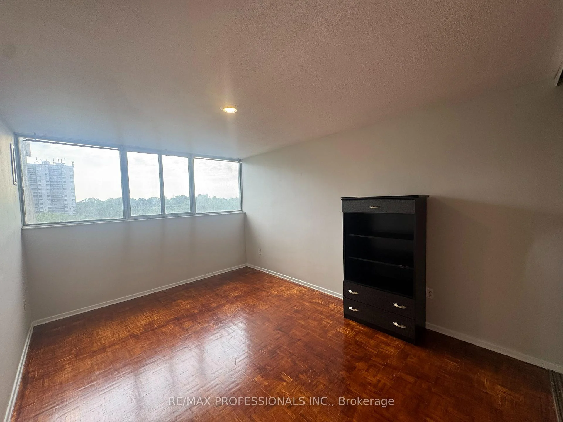 Photo 20 of Unit 602, 11 Wincott Drive, Etobicoke, Kingsview Village-The Westway — HOMEH