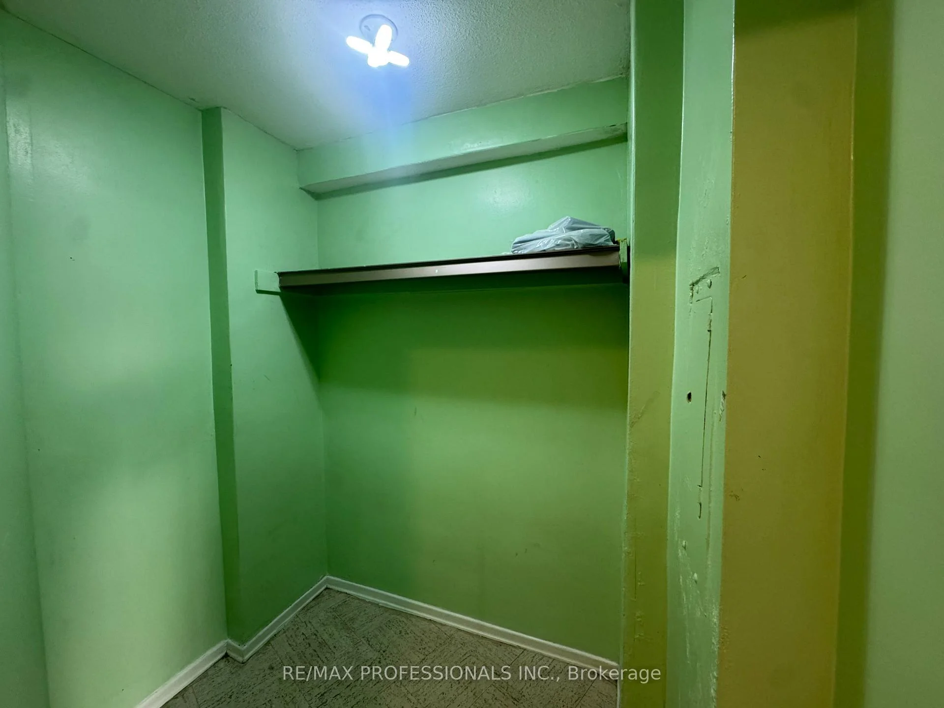 Photo 32 of Unit 602, 11 Wincott Drive, Etobicoke, Kingsview Village-The Westway — HOMEH