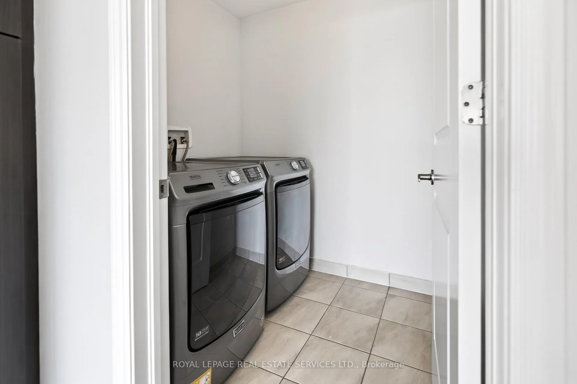Photo 14 of 5 Canoe Lane, Hamilton, Vincent — HOMEH