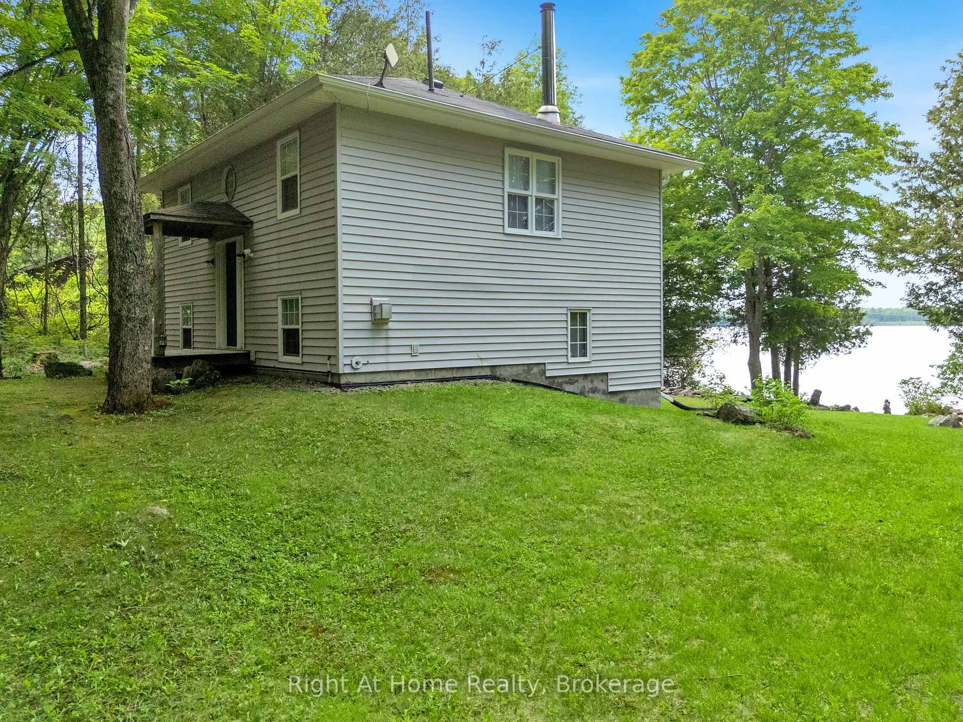Photo 12 of 74 Talbot Road, Kawartha Lakes, Laxton/Digby/Longford — HOMEH