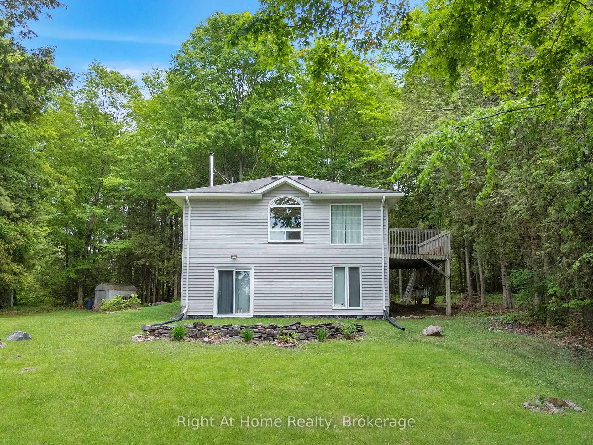 Photo 14 of 74 Talbot Road, Kawartha Lakes, Laxton/Digby/Longford — HOMEH