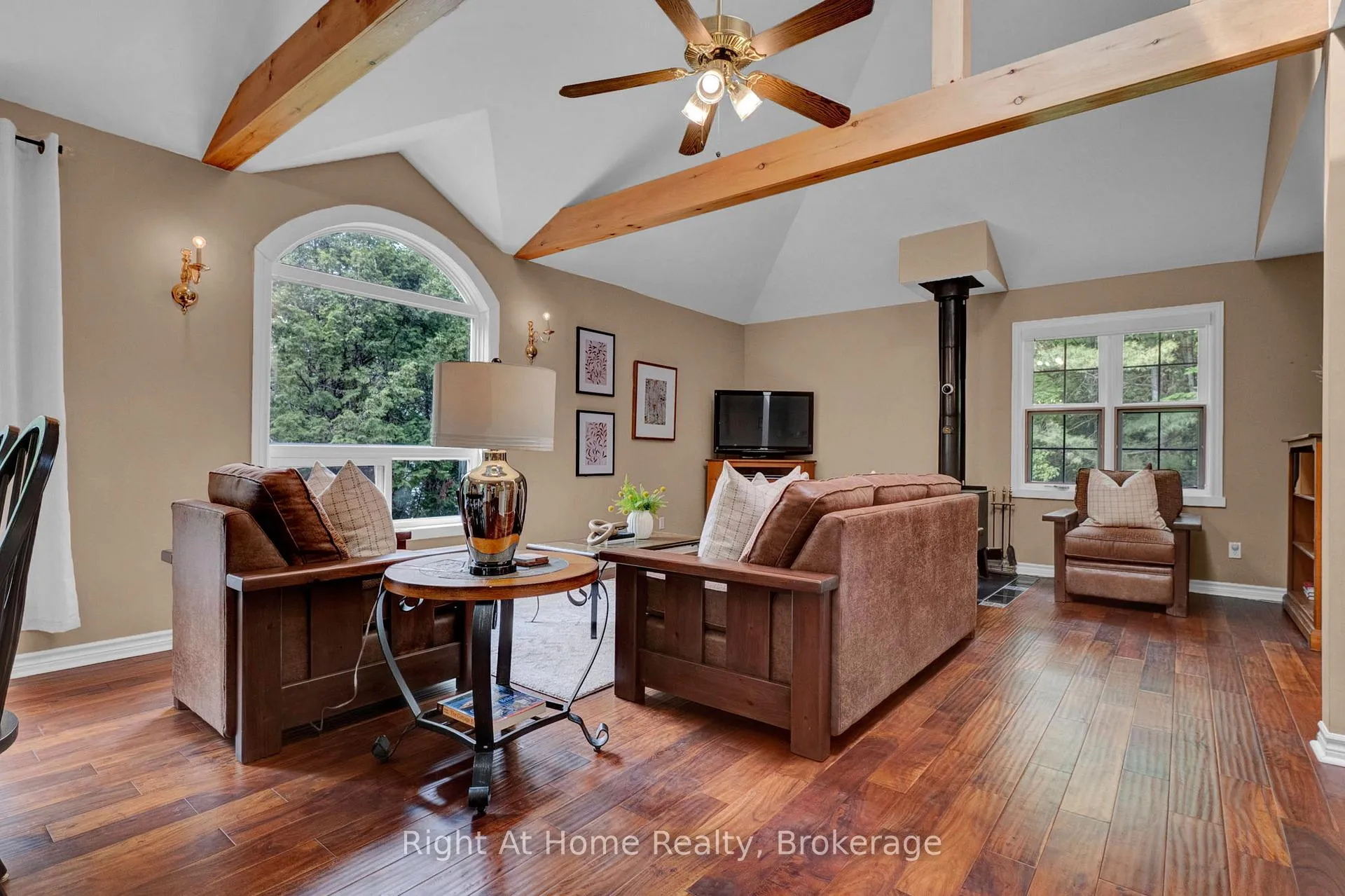 Photo 29 of 74 Talbot Road, Kawartha Lakes, Laxton/Digby/Longford — HOMEH