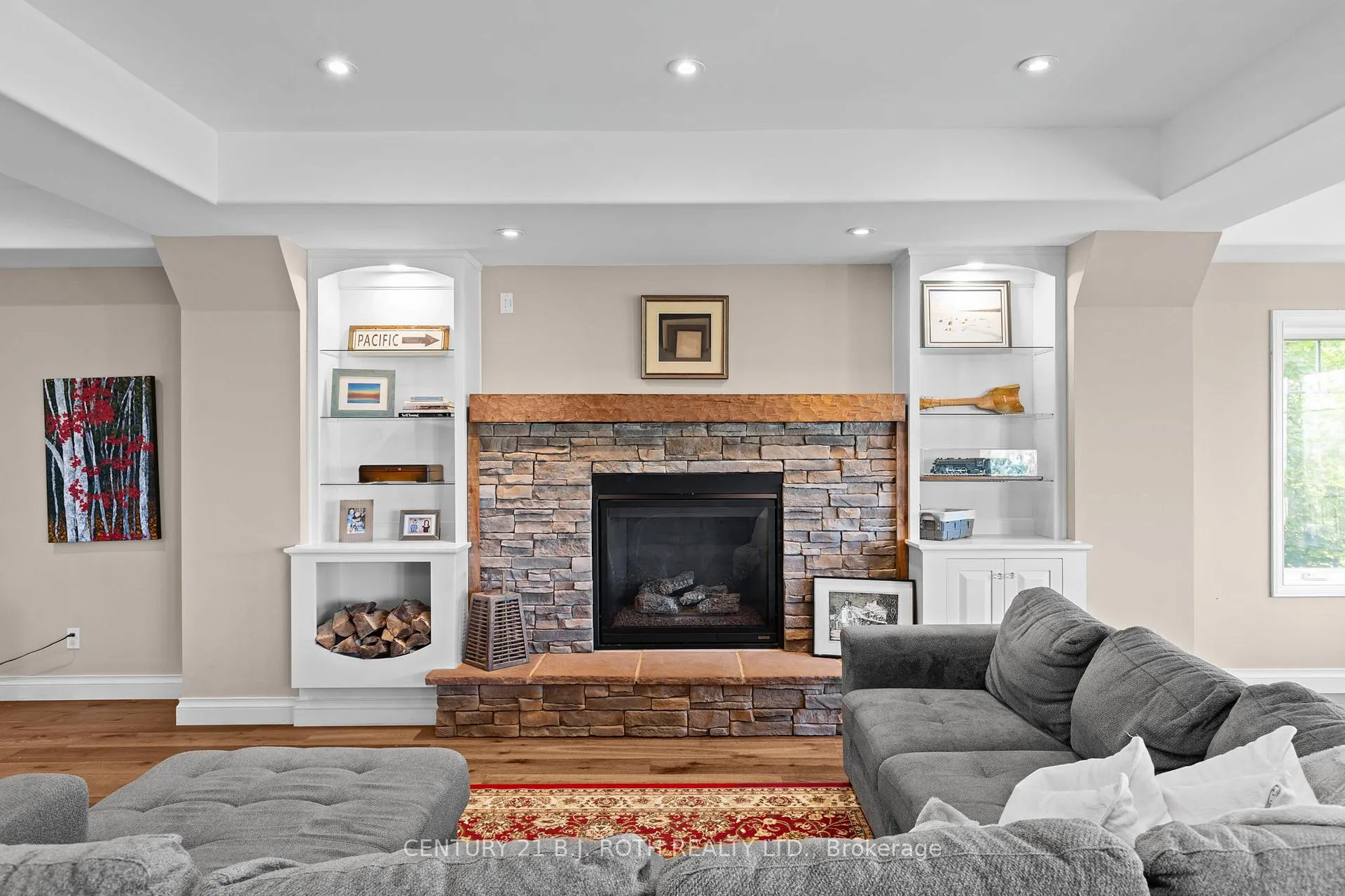 Photo 13 of 7 Pine Point, Oro-Medonte, Horseshoe Valley — HOMEH