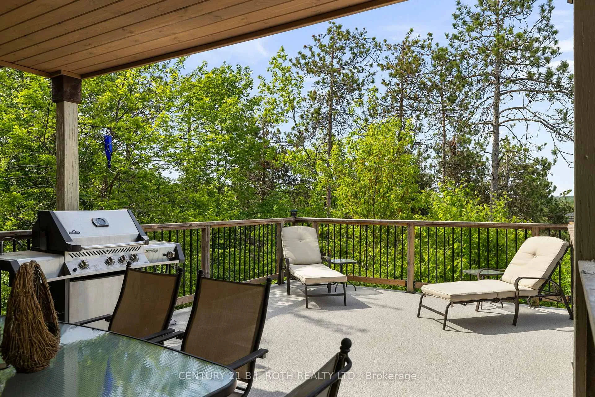 Photo 17 of 7 Pine Point, Oro-Medonte, Horseshoe Valley — HOMEH