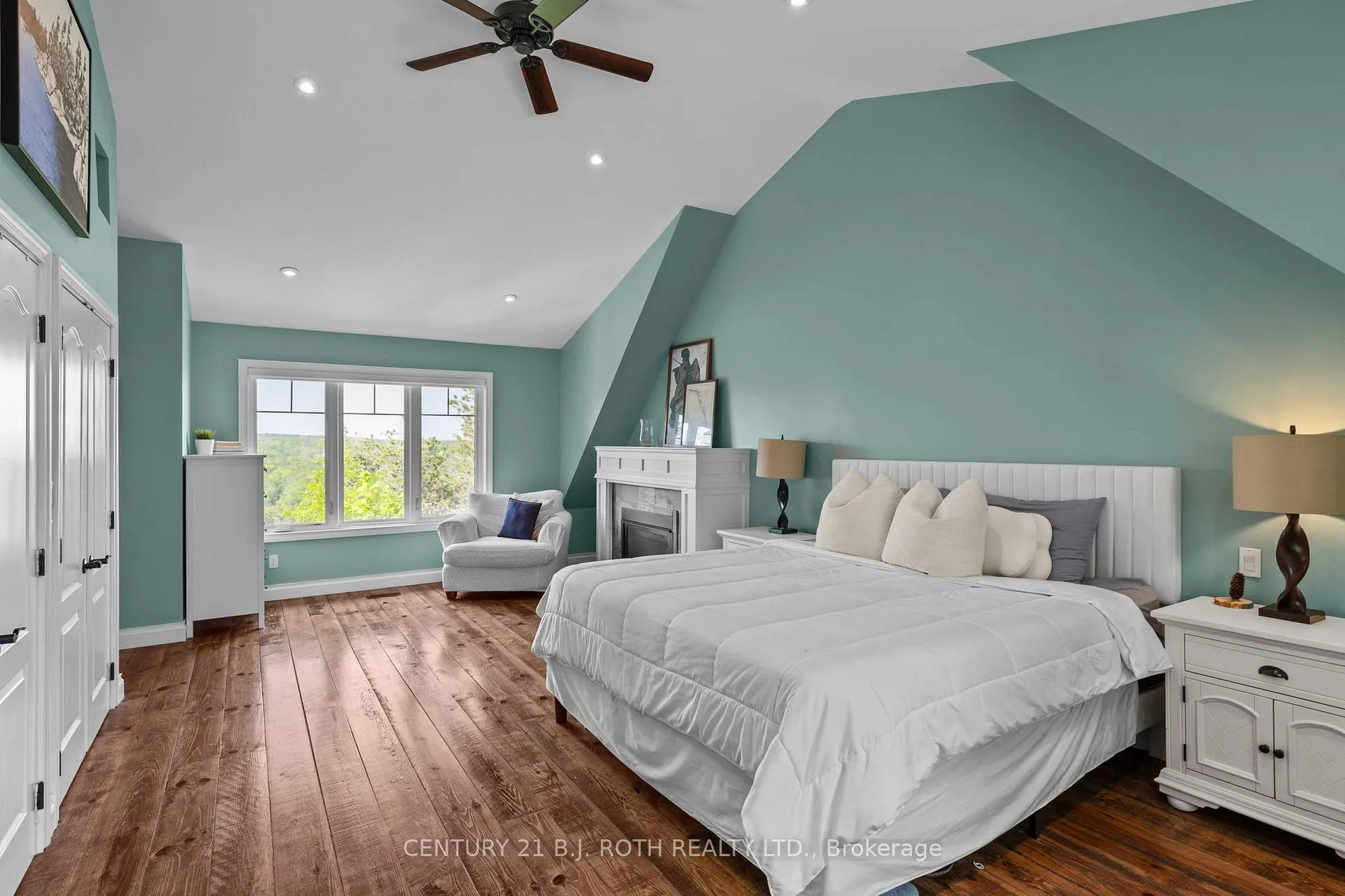 Photo 19 of 7 Pine Point, Oro-Medonte, Horseshoe Valley — HOMEH