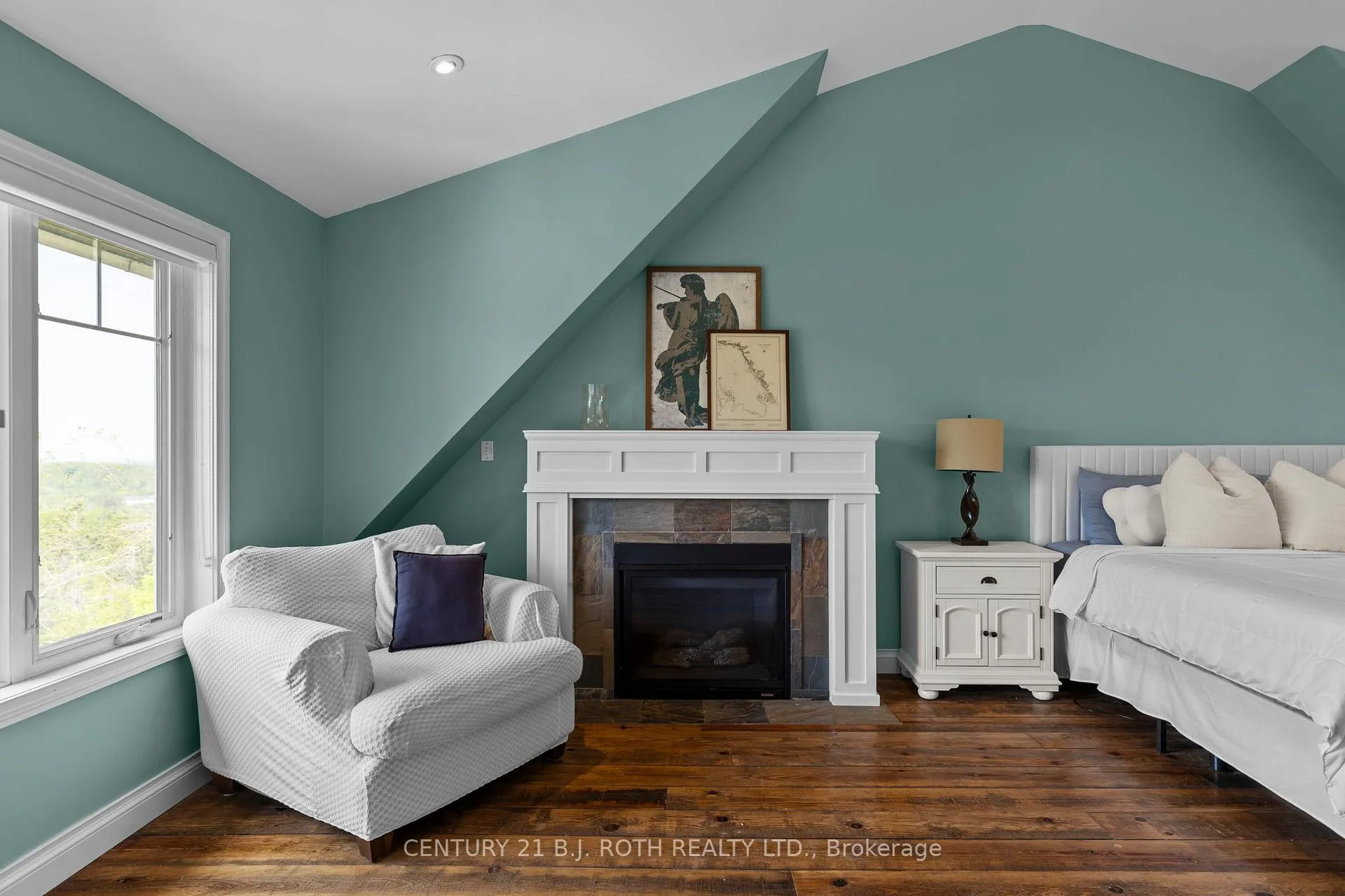 Photo 20 of 7 Pine Point, Oro-Medonte, Horseshoe Valley — HOMEH