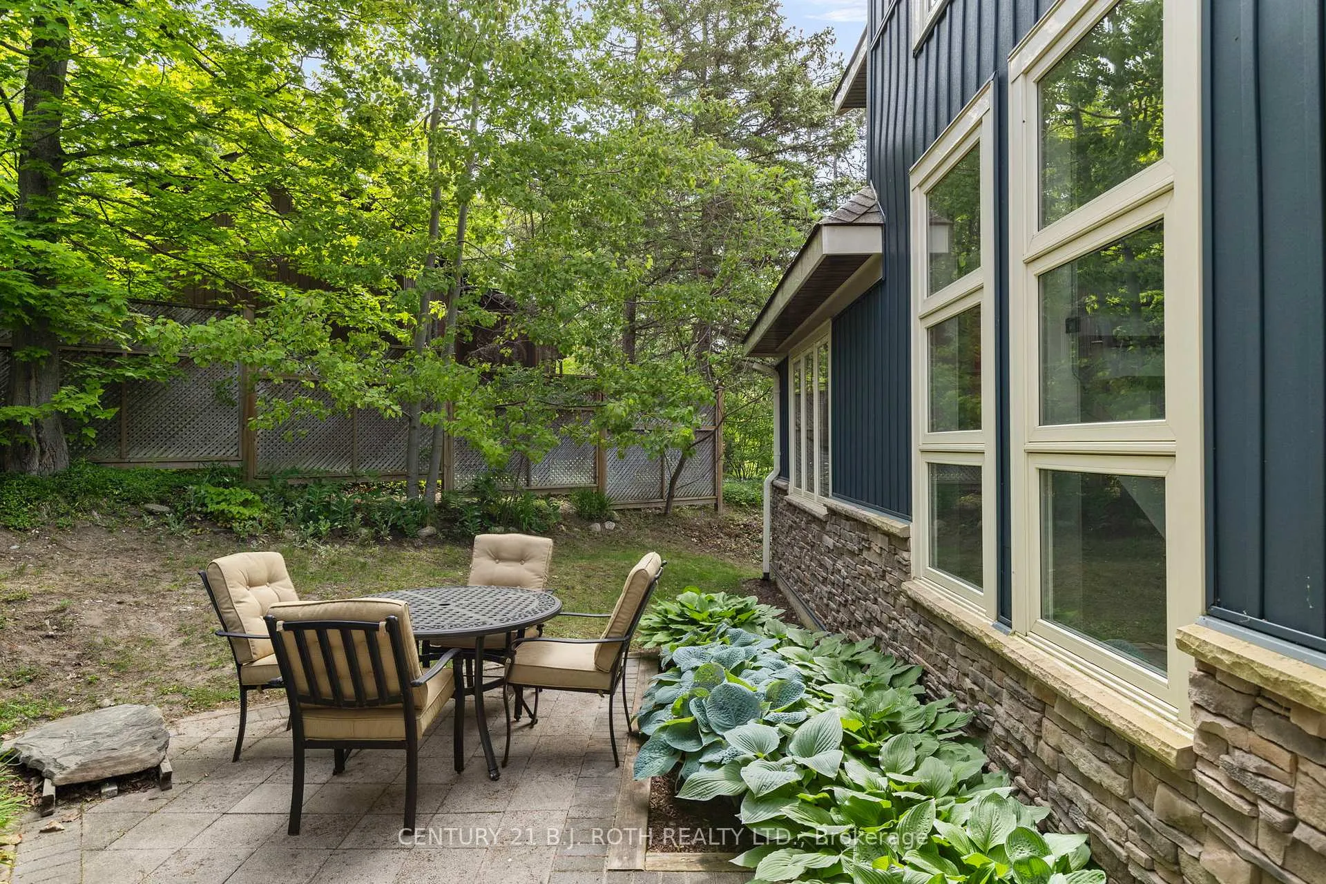 Photo 46 of 7 Pine Point, Oro-Medonte, Horseshoe Valley — HOMEH