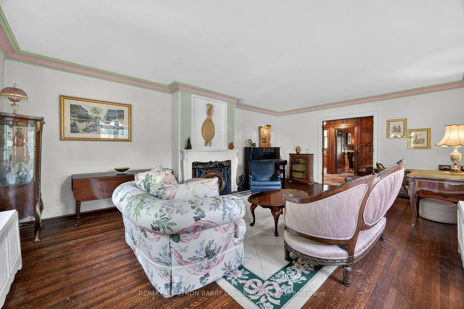 Photo 5 of 29 Strathgowan Crescent, Toronto, Lawrence Park South — HOMEH