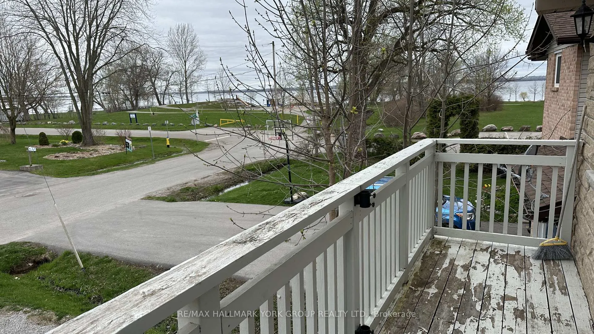 Photo 11 of Unit #Upper, 210 Way's Bay Drive, Georgina, Keswick North — HOMEH