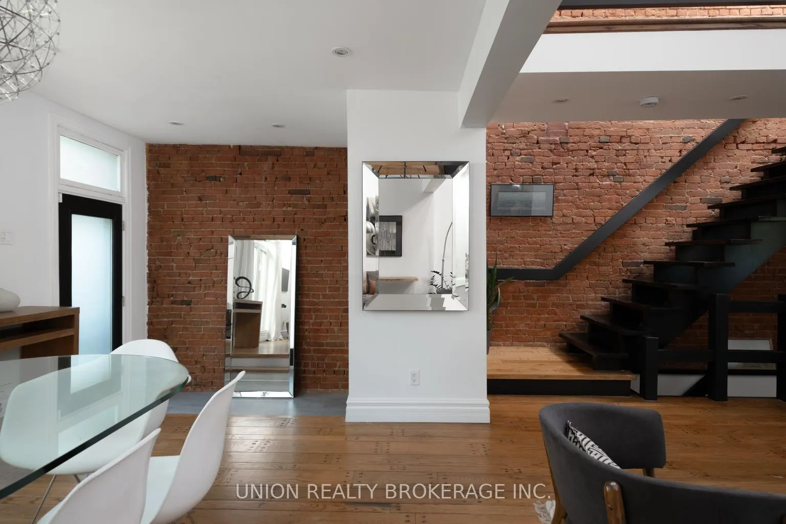 Photo 4 of 189 Chatham Avenue, Toronto, Blake-Jones — HOMEH