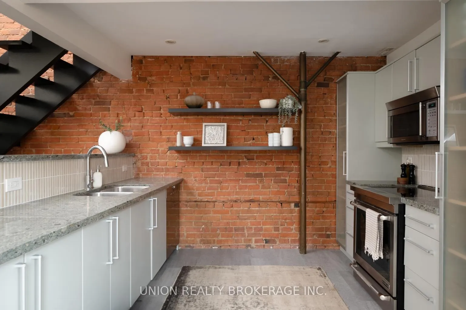 Photo 16 of 189 Chatham Avenue, Toronto, Blake-Jones — HOMEH