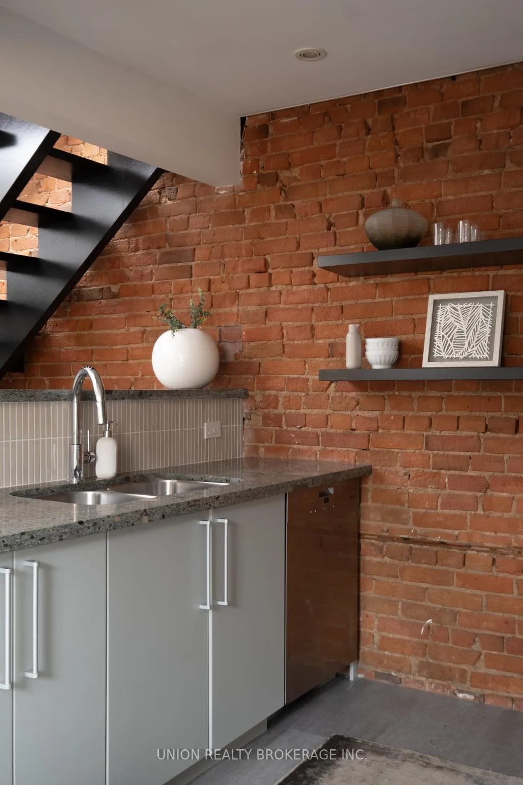 Photo 17 of 189 Chatham Avenue, Toronto, Blake-Jones — HOMEH