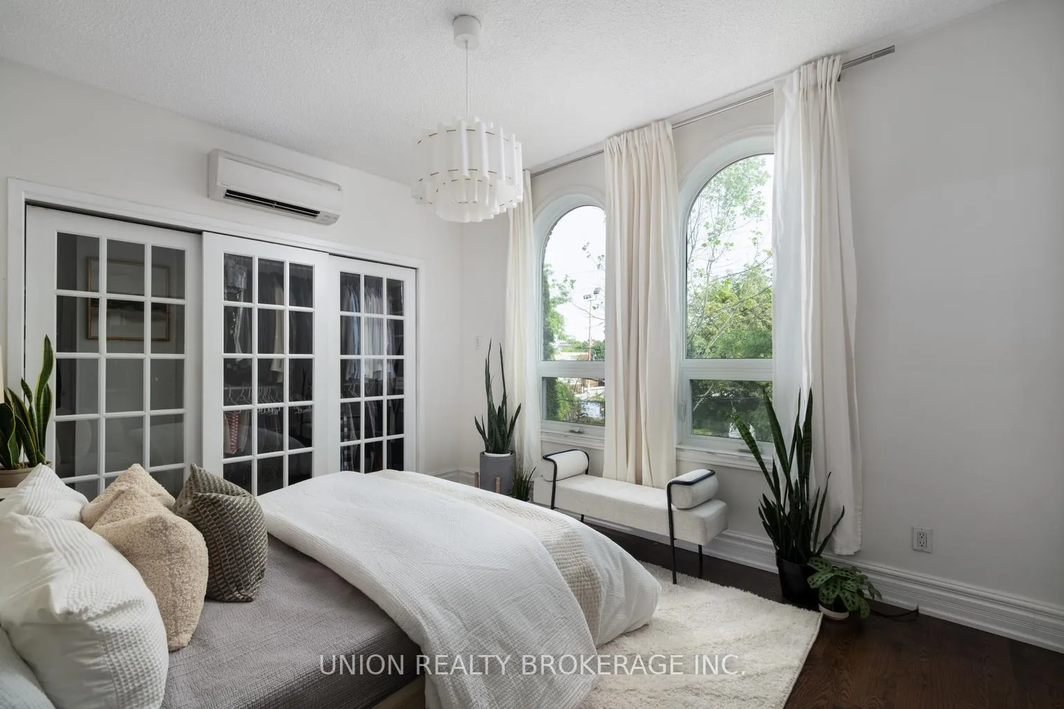 Photo 23 of 189 Chatham Avenue, Toronto, Blake-Jones — HOMEH