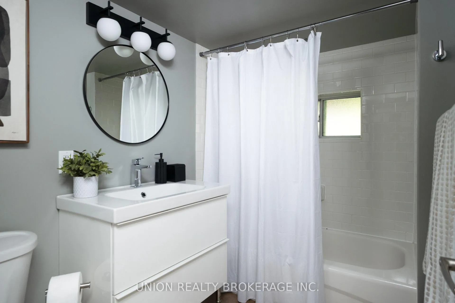 Photo 43 of 189 Chatham Avenue, Toronto, Blake-Jones — HOMEH