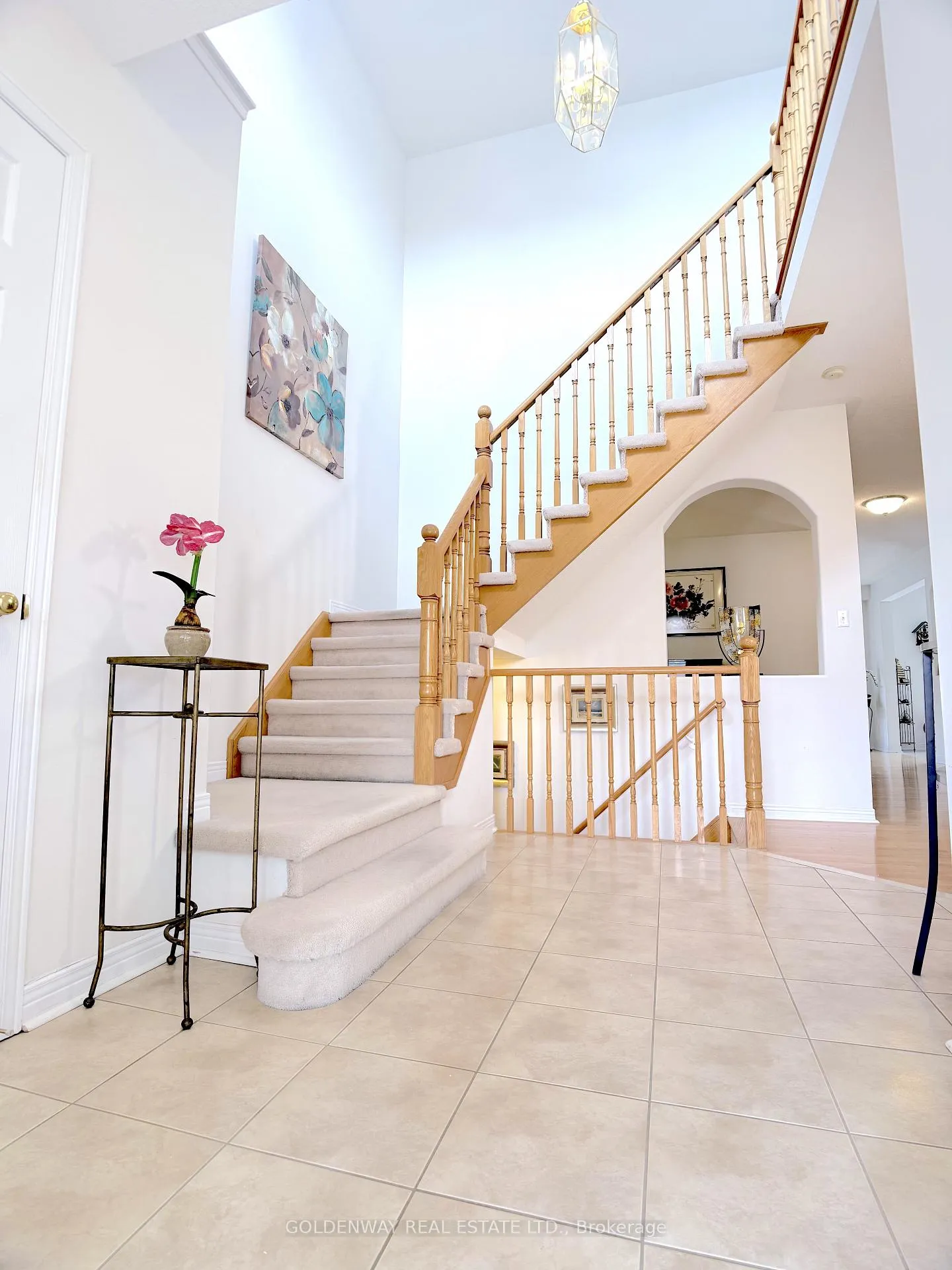 Photo 5 of 152 Stonebridge Drive, Markham, Berczy — HOMEH
