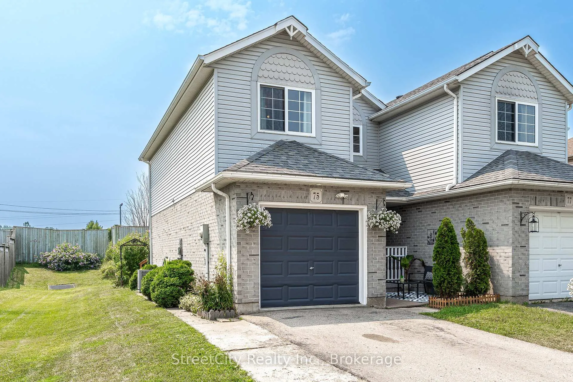 Photo 2 of 75 Wingfield Avenue, Stratford — HOMEH