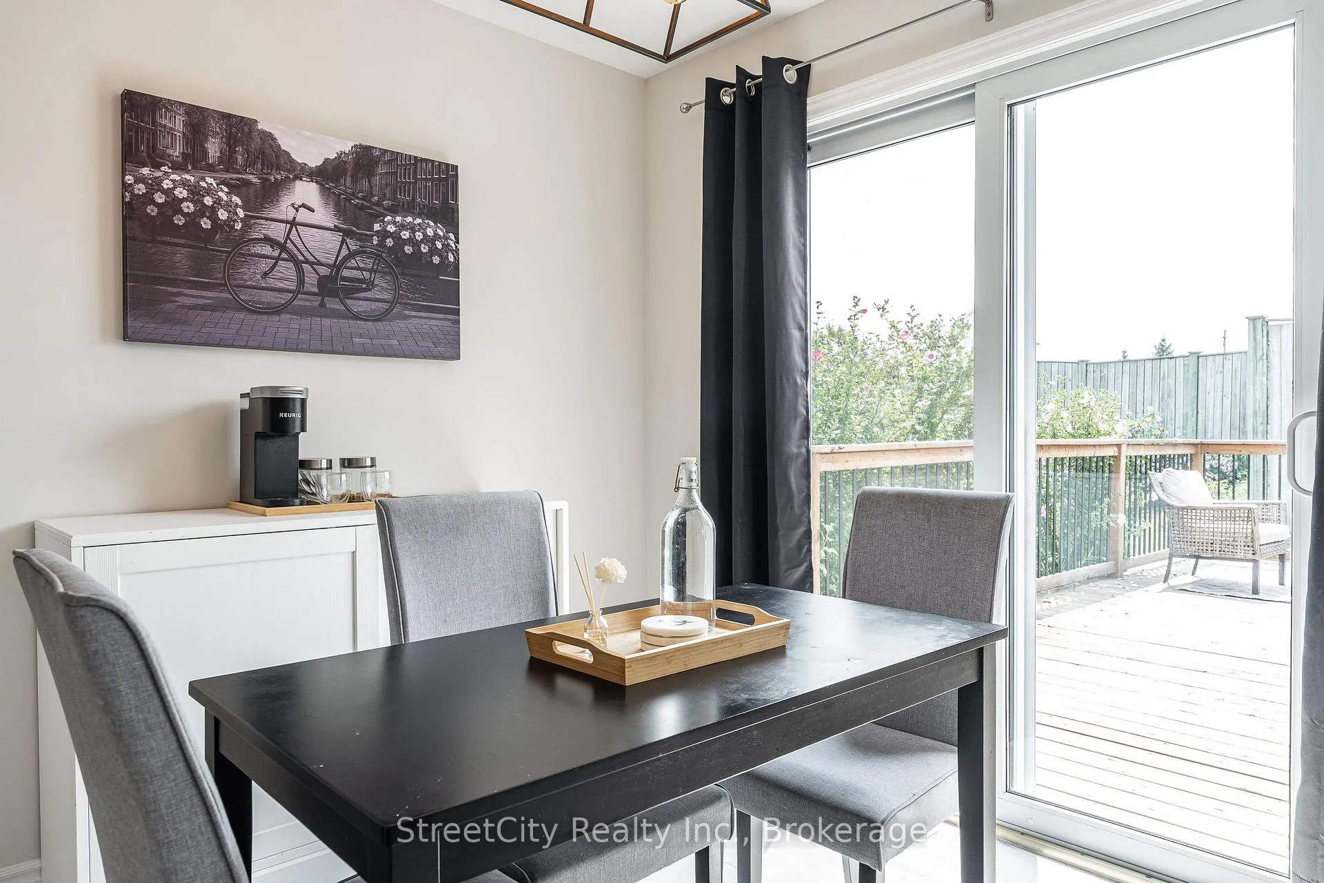 Photo 9 of 75 Wingfield Avenue, Stratford — HOMEH