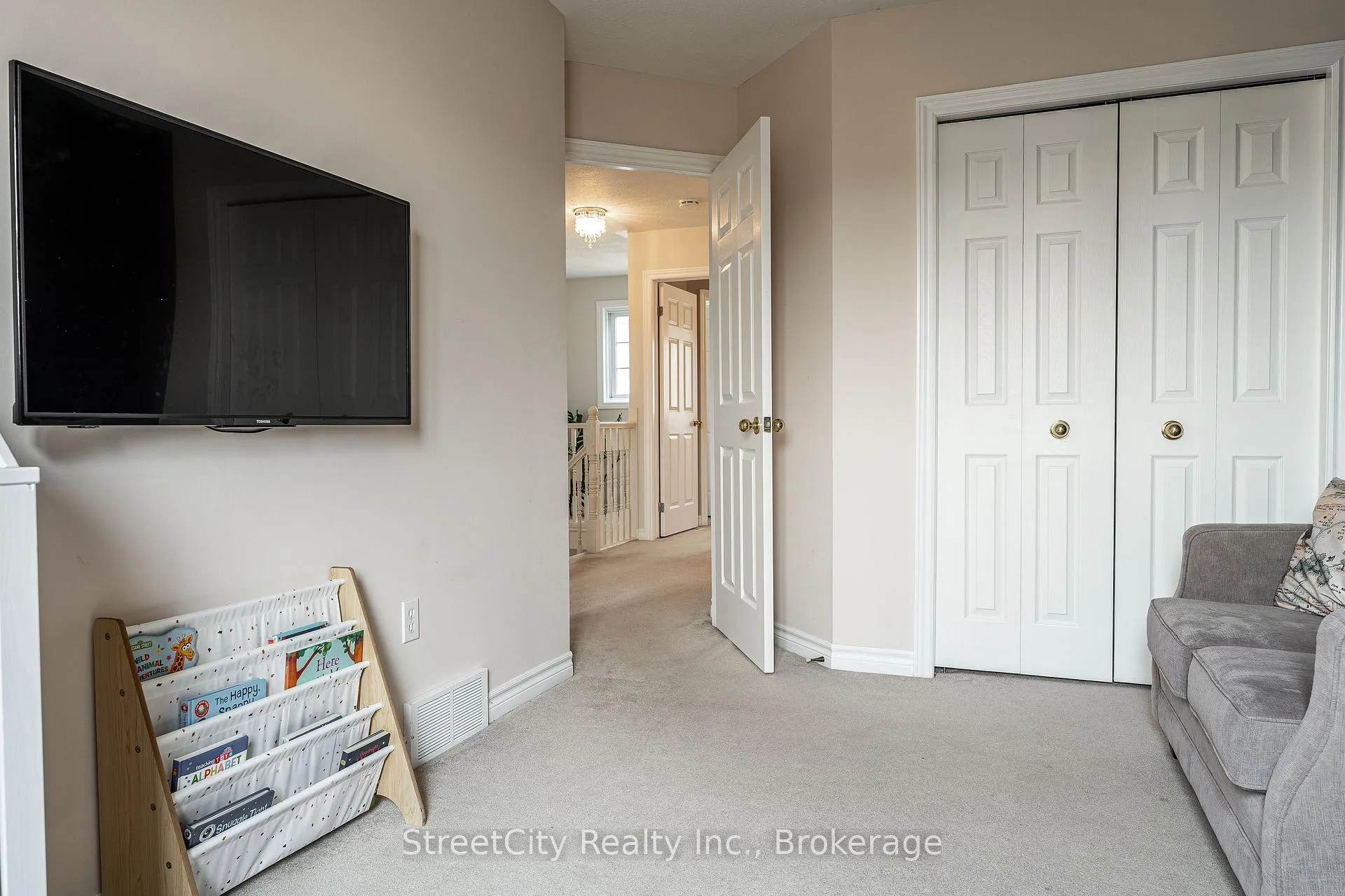 Photo 20 of 75 Wingfield Avenue, Stratford — HOMEH