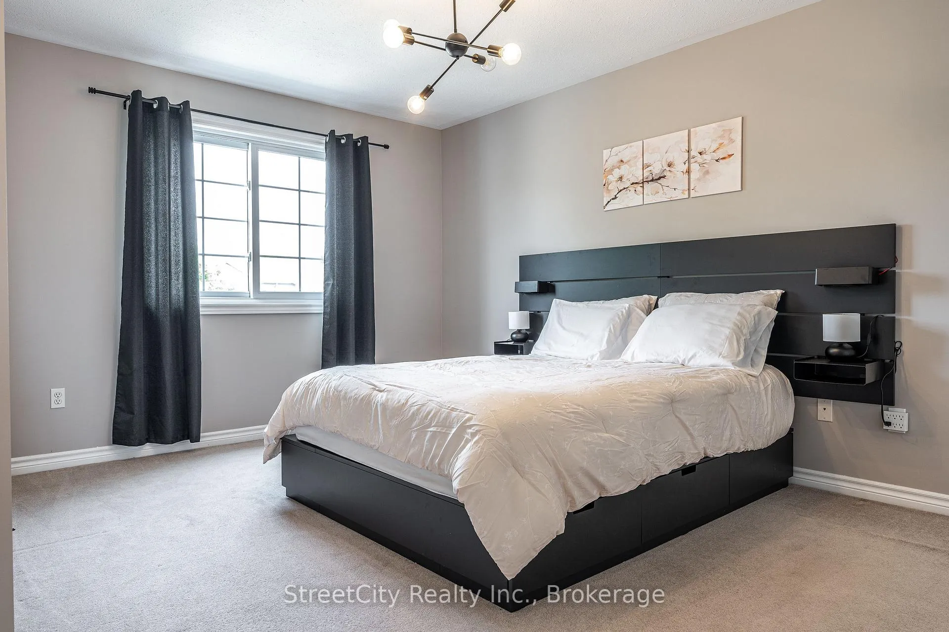 Photo 25 of 75 Wingfield Avenue, Stratford — HOMEH
